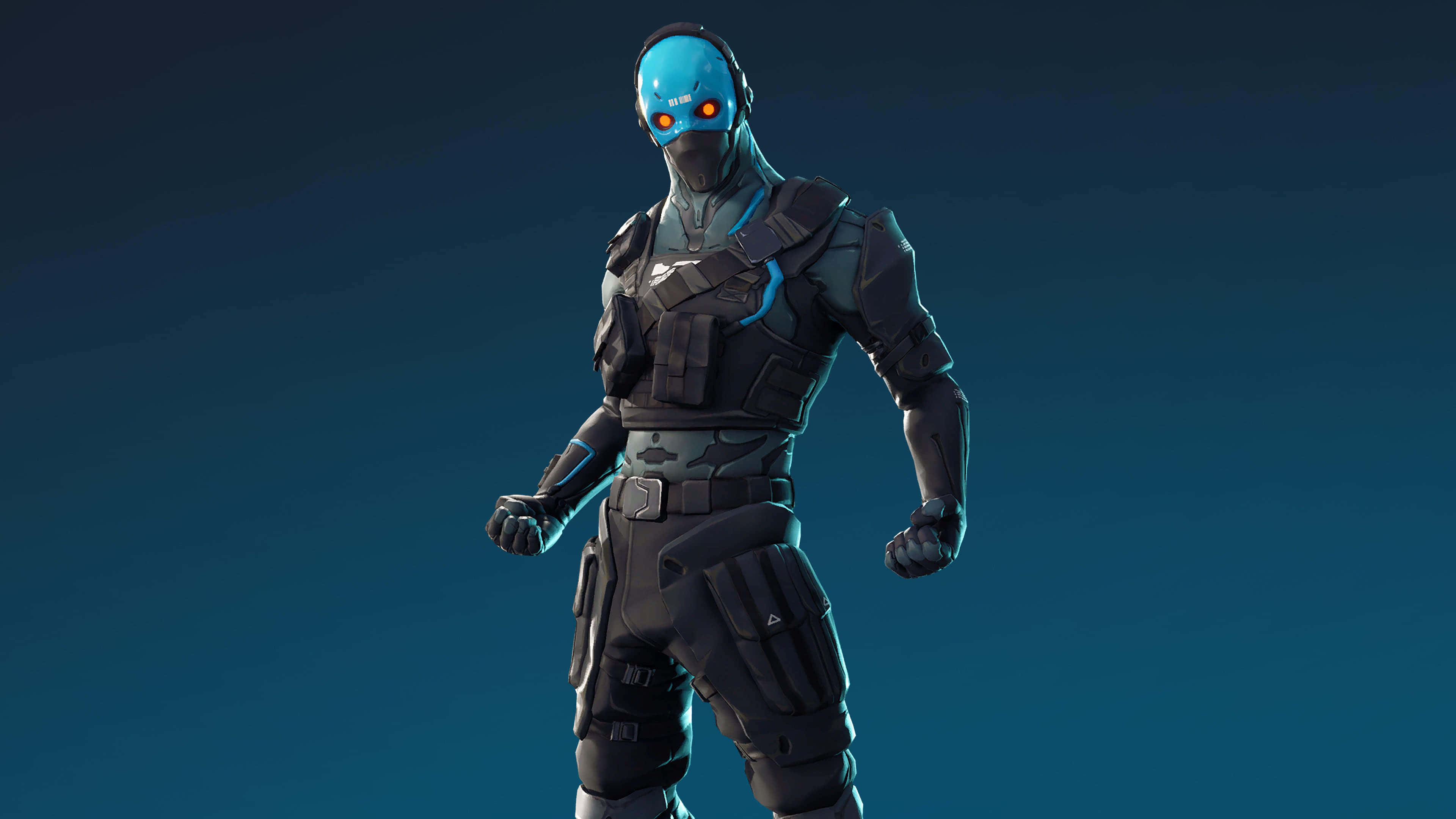 Fortnite Manic Skin 桌布 壁紙 — 一名身穿黑色戰術裝備、擁有發光橙色眼睛的未來士兵，站在藍色漸變背景前。
