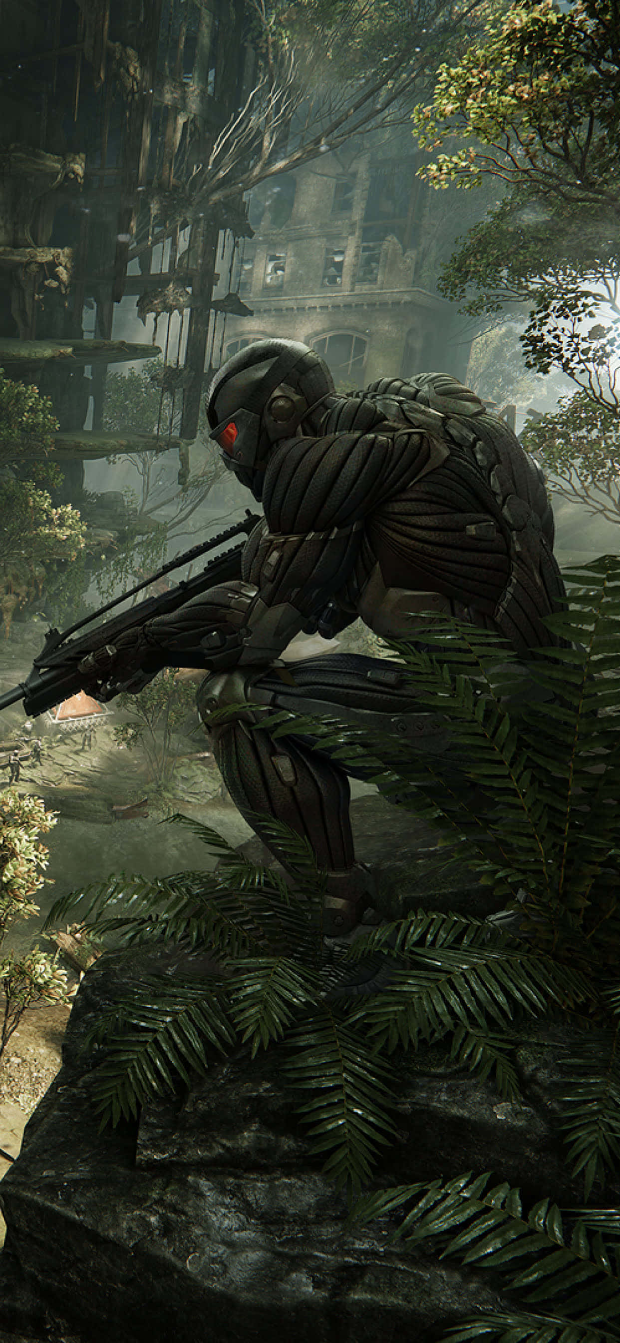 iPhone Xs Max Crysis Warhead 桌布 壁紙 — 一名身穿黑色盔甲的未來士兵蹲在叢林樹葉中，俯瞰著廢墟城市景觀。