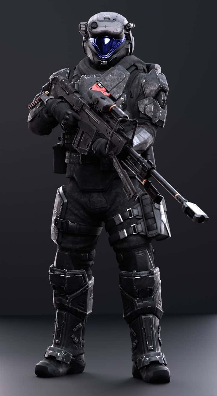 Halo Unsc 桌布 壁紙 — 一名身穿黑色裝甲裝備、配備發光藍色護目鏡的未來戰士，在黑暗的攝影棚背景下手持步槍。