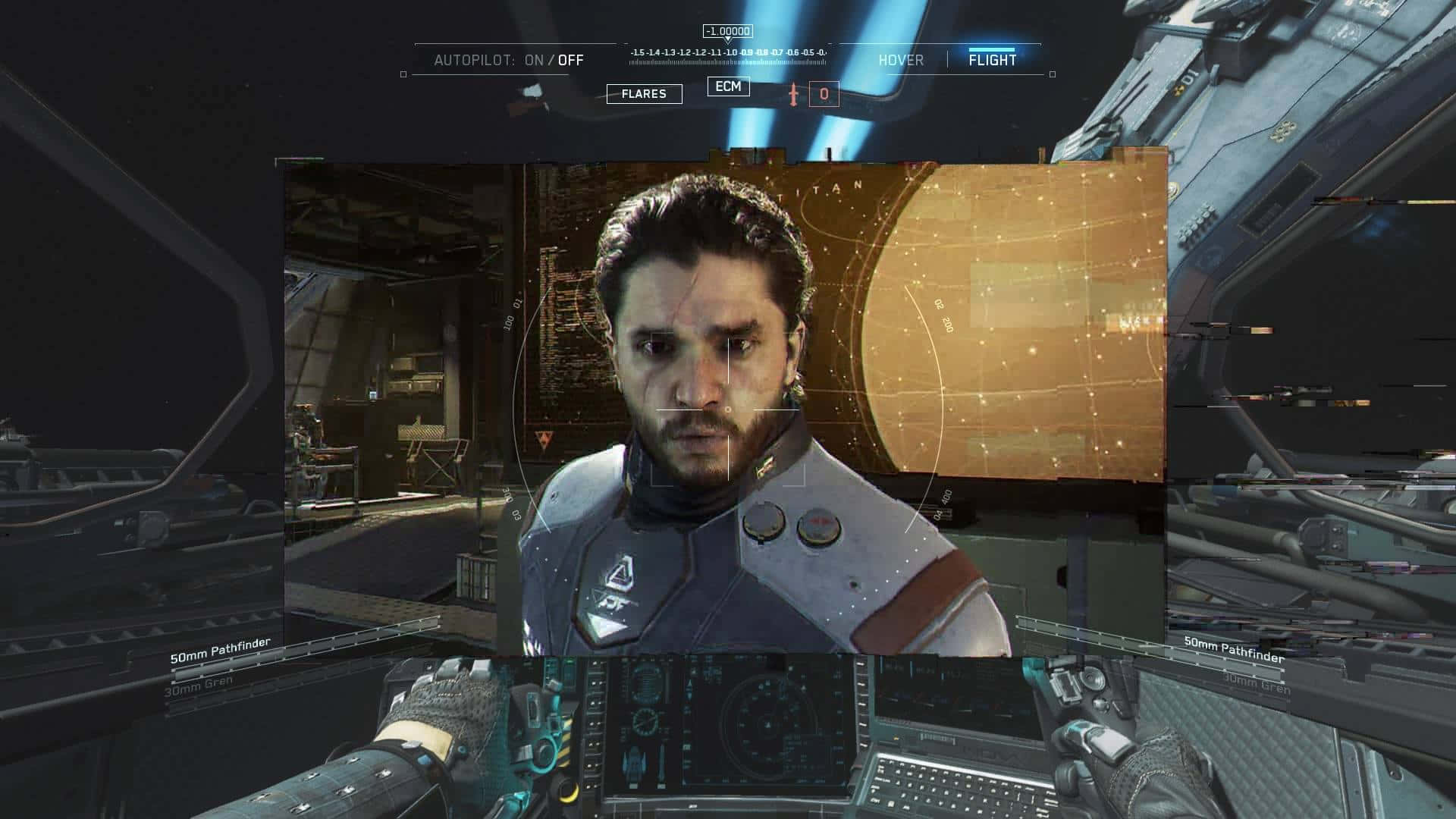 Call Of Duty Salen Kotch 桌布 壁紙 — 一名飛行員在未來風格的駕駛艙內，專注地凝視著顯示行星和飛行控制的全息顯示屏。