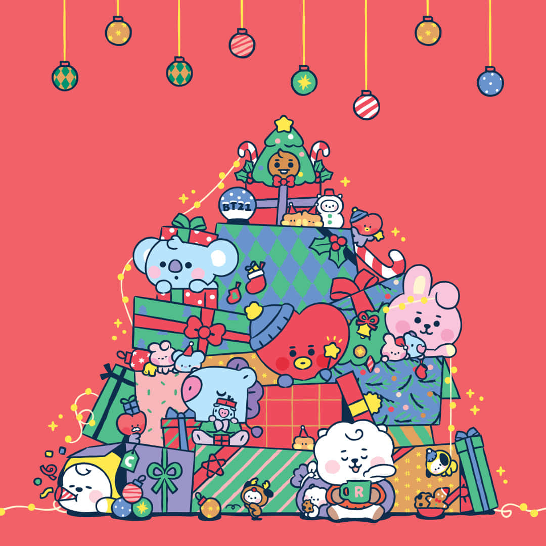 BT21角色藏在色彩繽紛的聖誕禮物堆中，掛著裝飾品。 — BT21 GIF 壁紙
