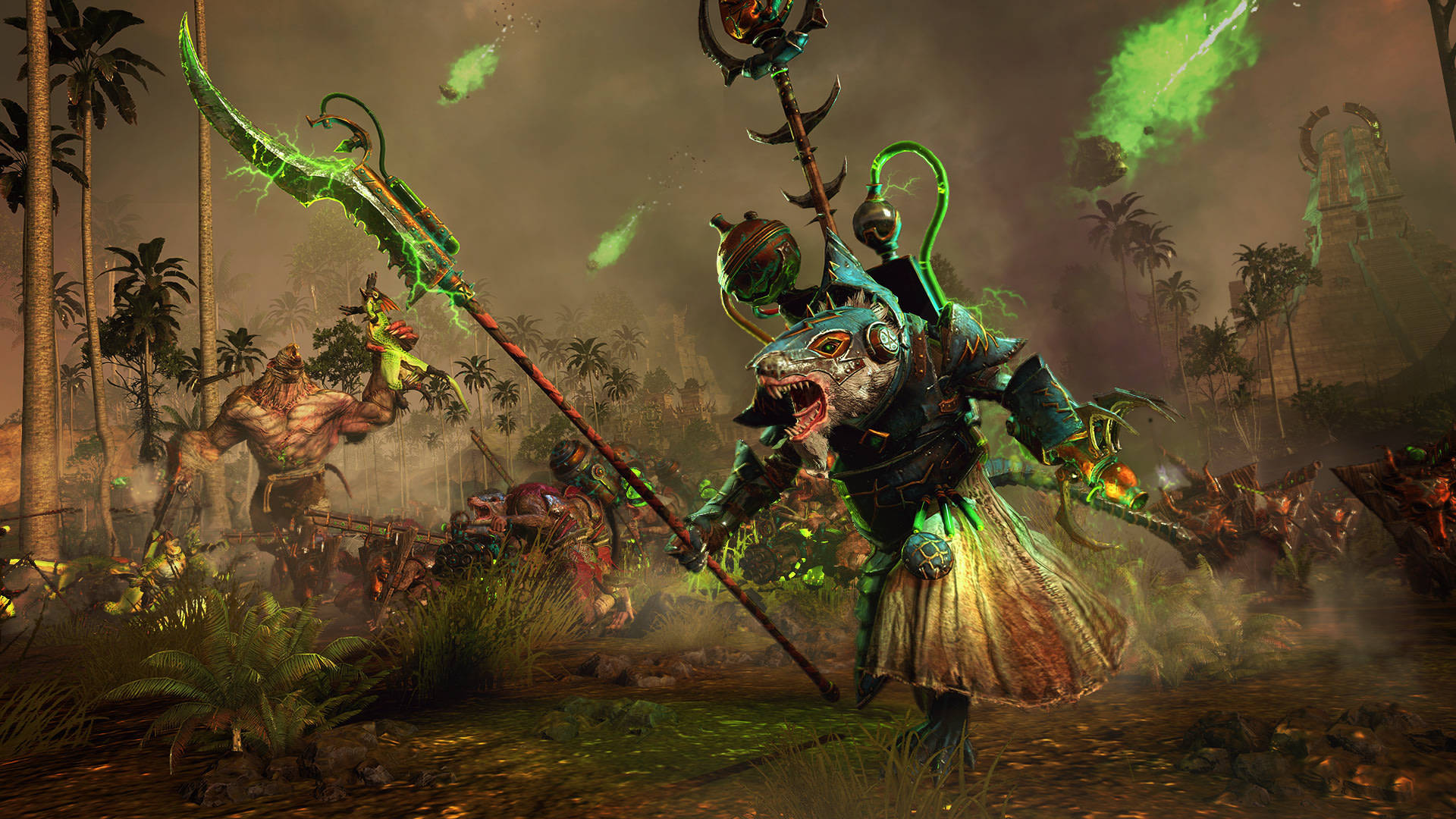 Total War Warhammer 2 桌布 壁紙 — 一場激烈的叢林戰鬥爆發，一個怪獸般的戰士在煙霧瀰漫的天空下揮舞著發光的綠色武器對抗成群結隊的敵人。