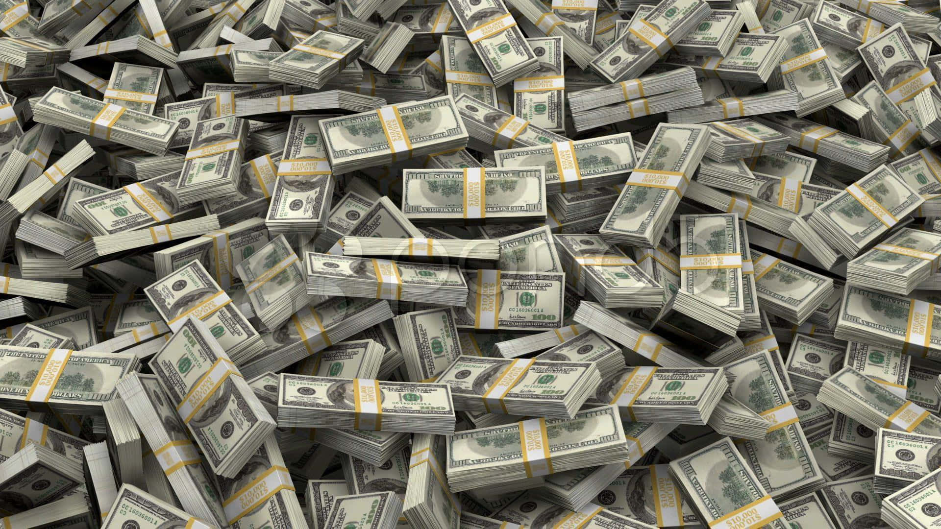 100 Dollar Bill 桌布 壁紙 — 一大堆捆綁的百元美鈔，混亂地溢出成堆。