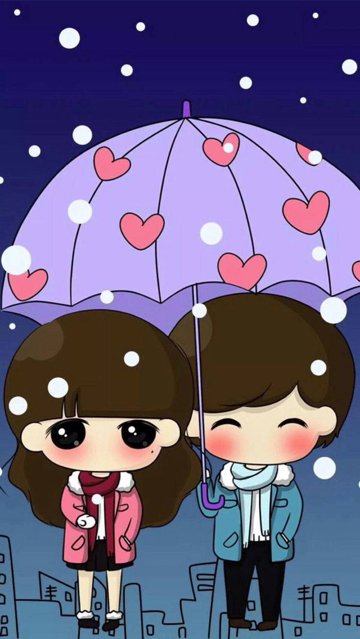 Love Cute Couple 桌布 壁紙 — 一對可愛的卡通情侶在夜晚的城市天際線背景下，在飄落的雪中共用一把紫色心形圖案的雨傘。