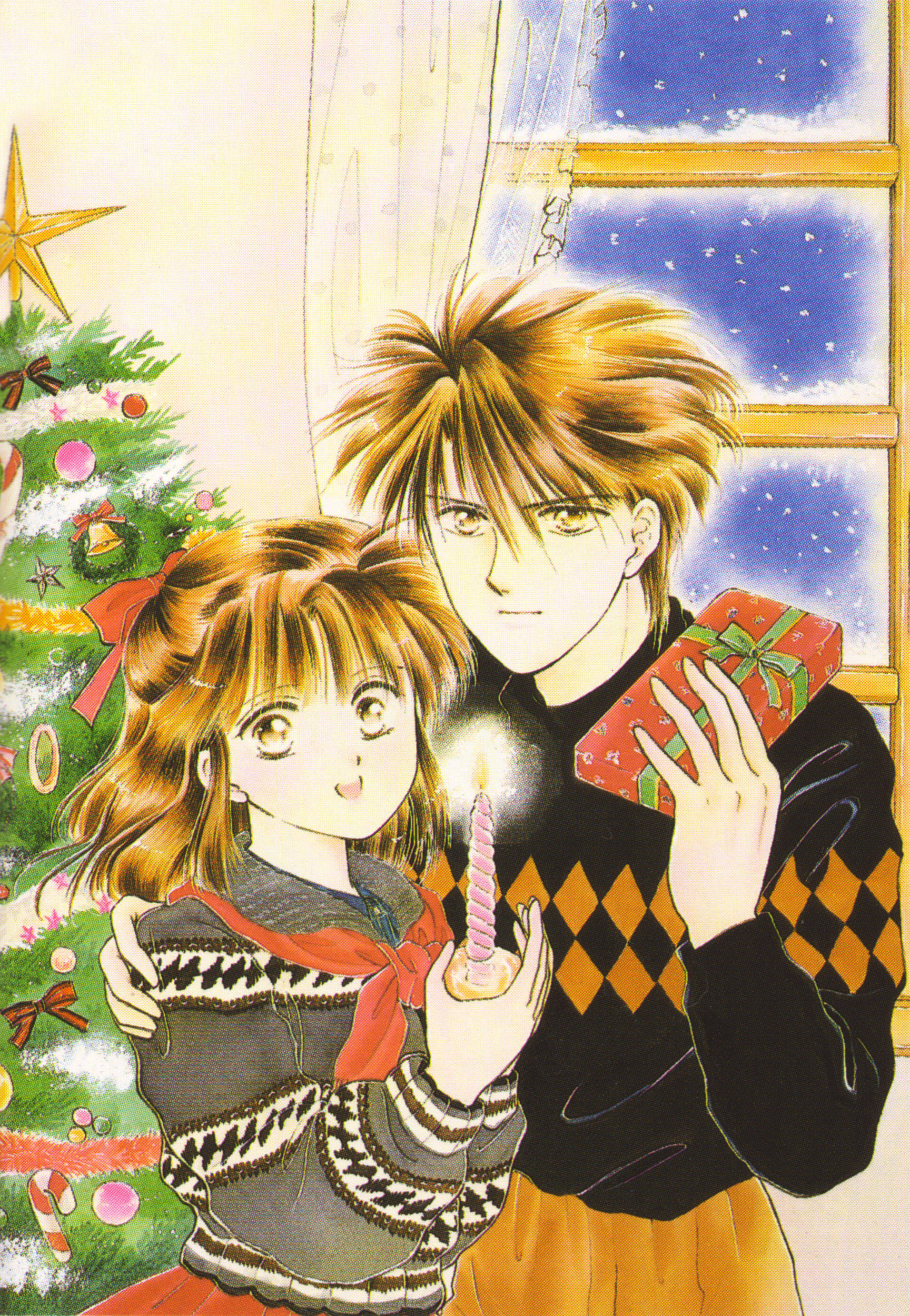 Fushigi Yuugi 桌布 壁紙 — 一對年輕情侶在雪窗前擁抱，旁邊是裝飾好的聖誕樹，樹上有點燃的蠟燭和禮物。