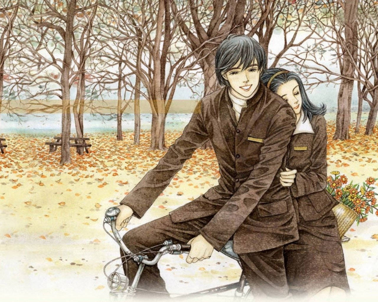 cute couple matching 桌布 壁紙 — 一對年輕情侶騎著腳踏車穿過一個寧靜的秋季公園，地上鋪滿金色落葉，背景是光禿禿的樹木。