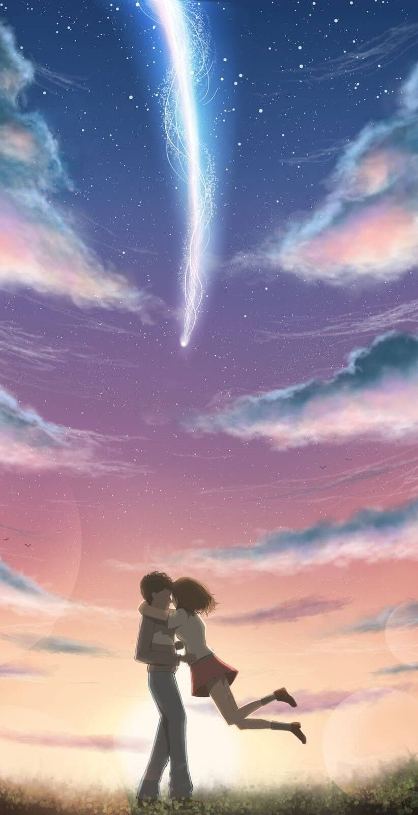 Your Name Anime 桌布 壁紙 — 一對情侶在暮色天空下擁抱，一顆發光的彗星在頭頂劃過，構成夢幻般的動畫場景。