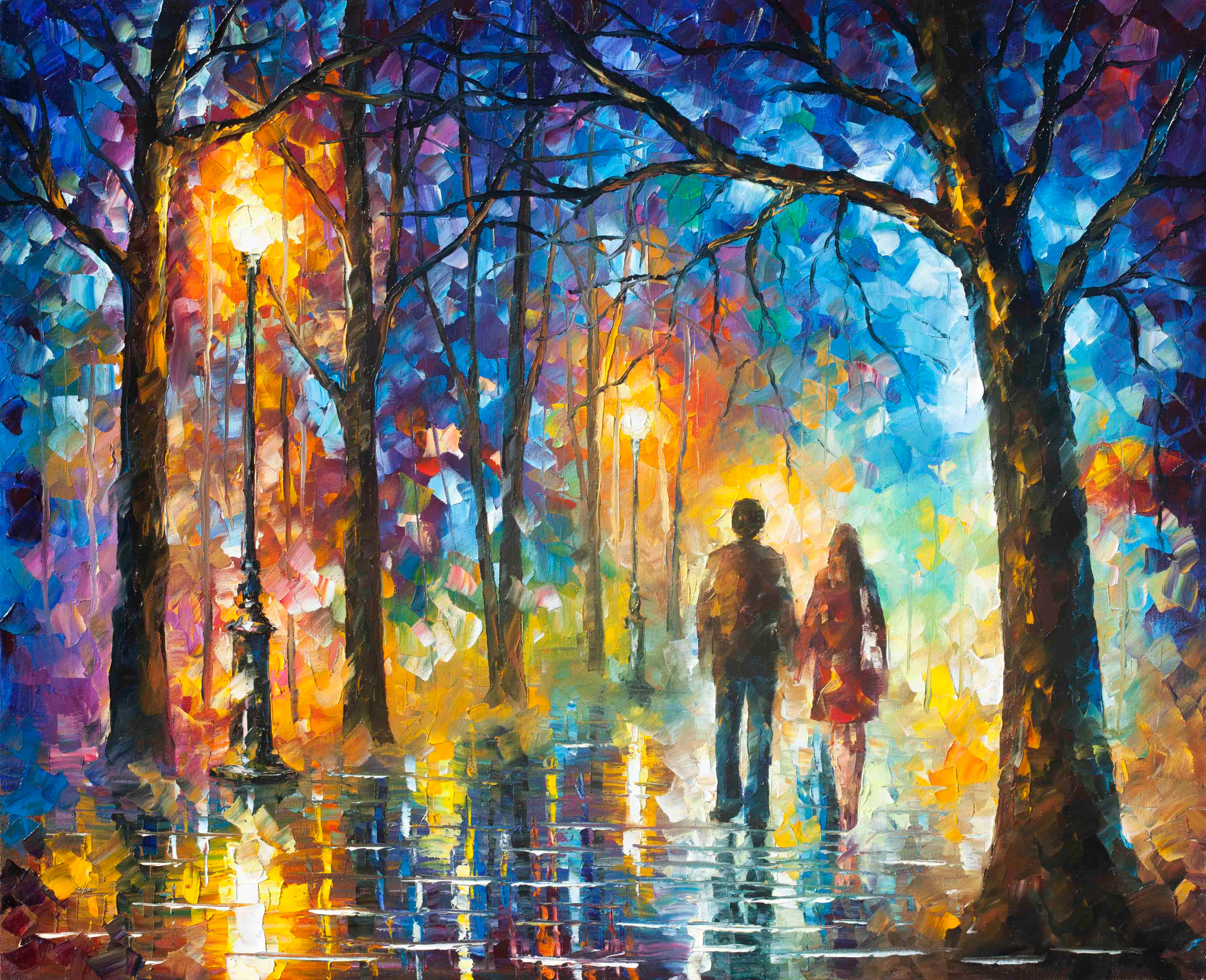 Painting 桌布 壁紙 — 一對情侶手牽手走在濕滑的雨路上，頭頂是發光的街燈，周圍是光禿禿的樹木，帶有鮮豔多彩的筆觸。