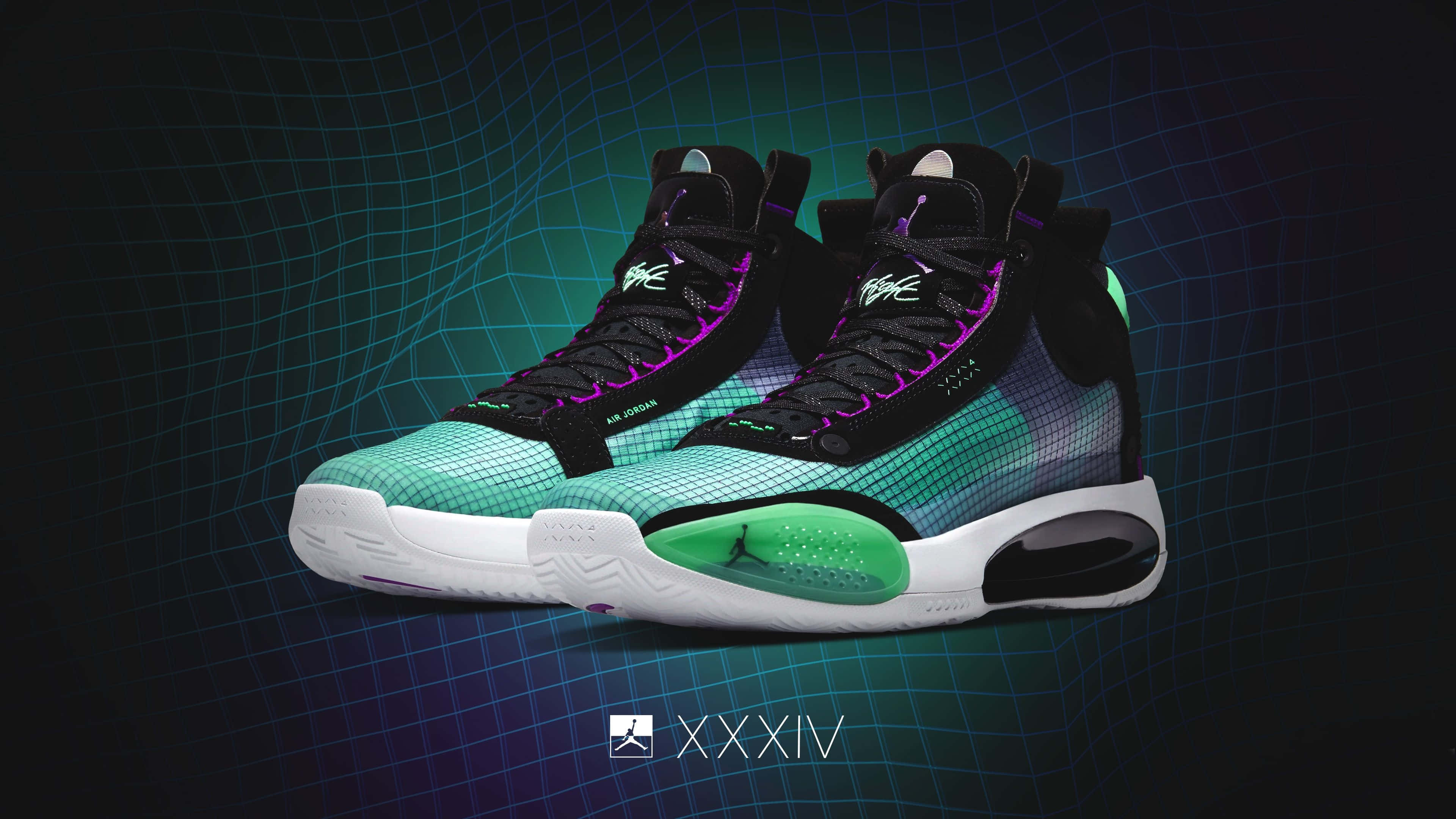 Air Jordan 桌布 壁紙 — 一對未來感高筒運動鞋，帶有發光的綠色和紫色點綴，背景為深色網格。