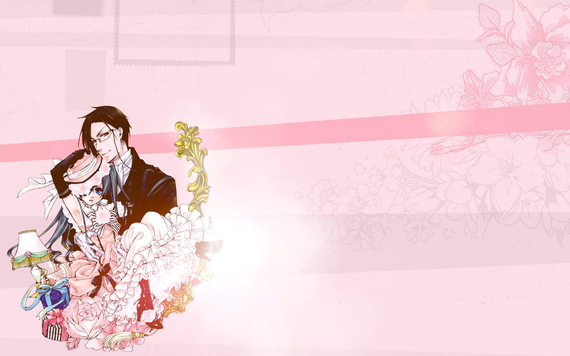 Black Butler 桌布 壁紙 — 一對溫柔的動漫情侶在柔和粉紅花卉圖案和復古裝飾中，在溫暖燈光下擁抱。
