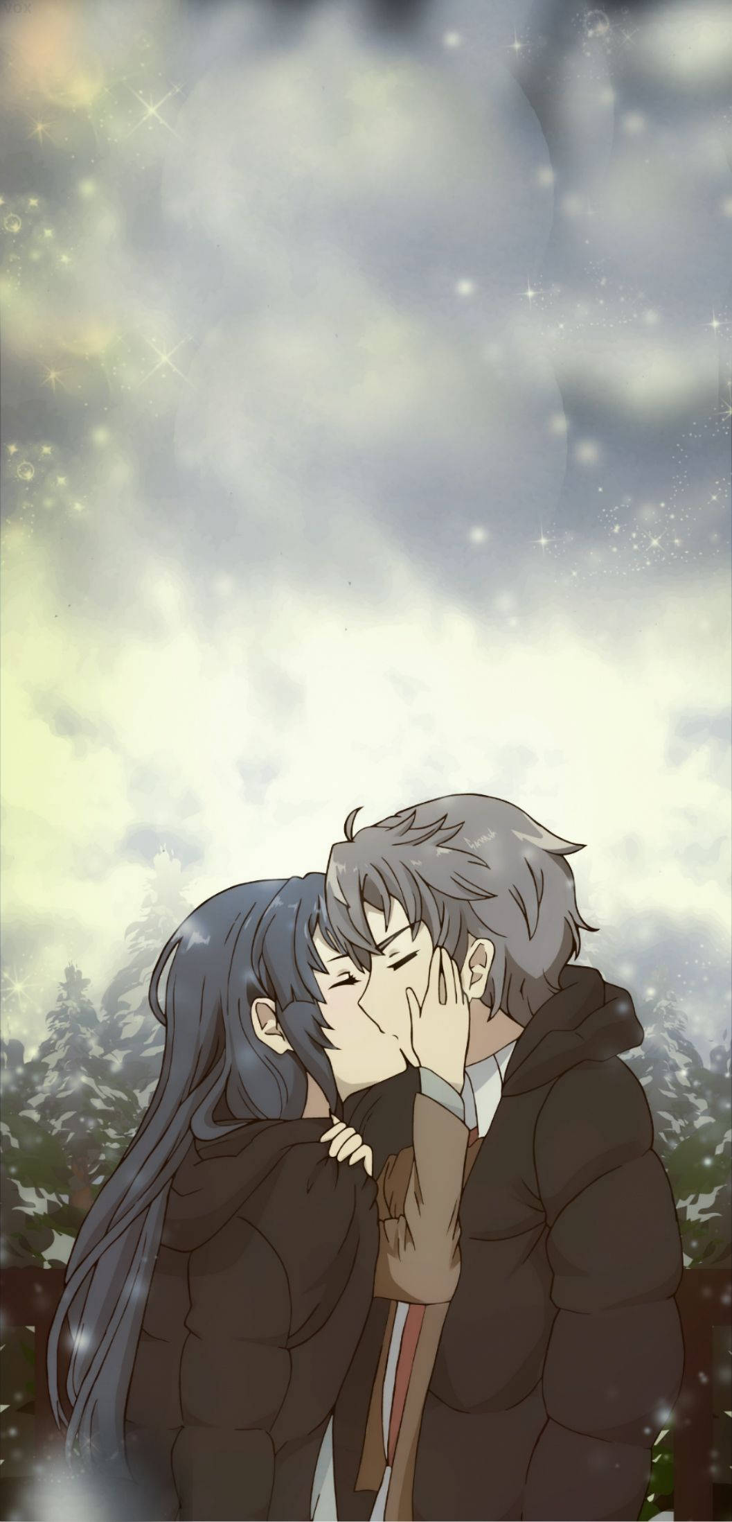 Rascal Does Not Dream Of Bunny Girl Senpai 桌布 壁紙 — 一對溫柔的動漫情侶在雪天下接吻，背景有閃爍的燈光和松樹。
