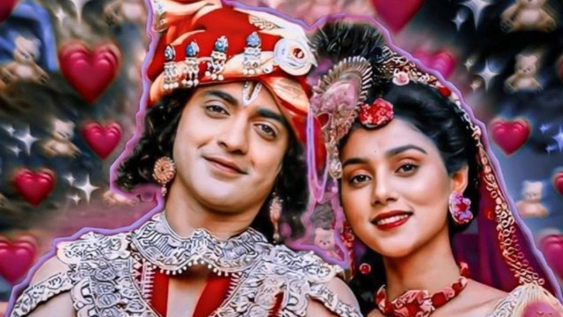 radha krishna serial 桌布 壁紙 — 一對穿著華麗傳統印度婚禮服飾的情侶，在漂浮的心形和泰迪熊的夢幻背景下溫暖地微笑。