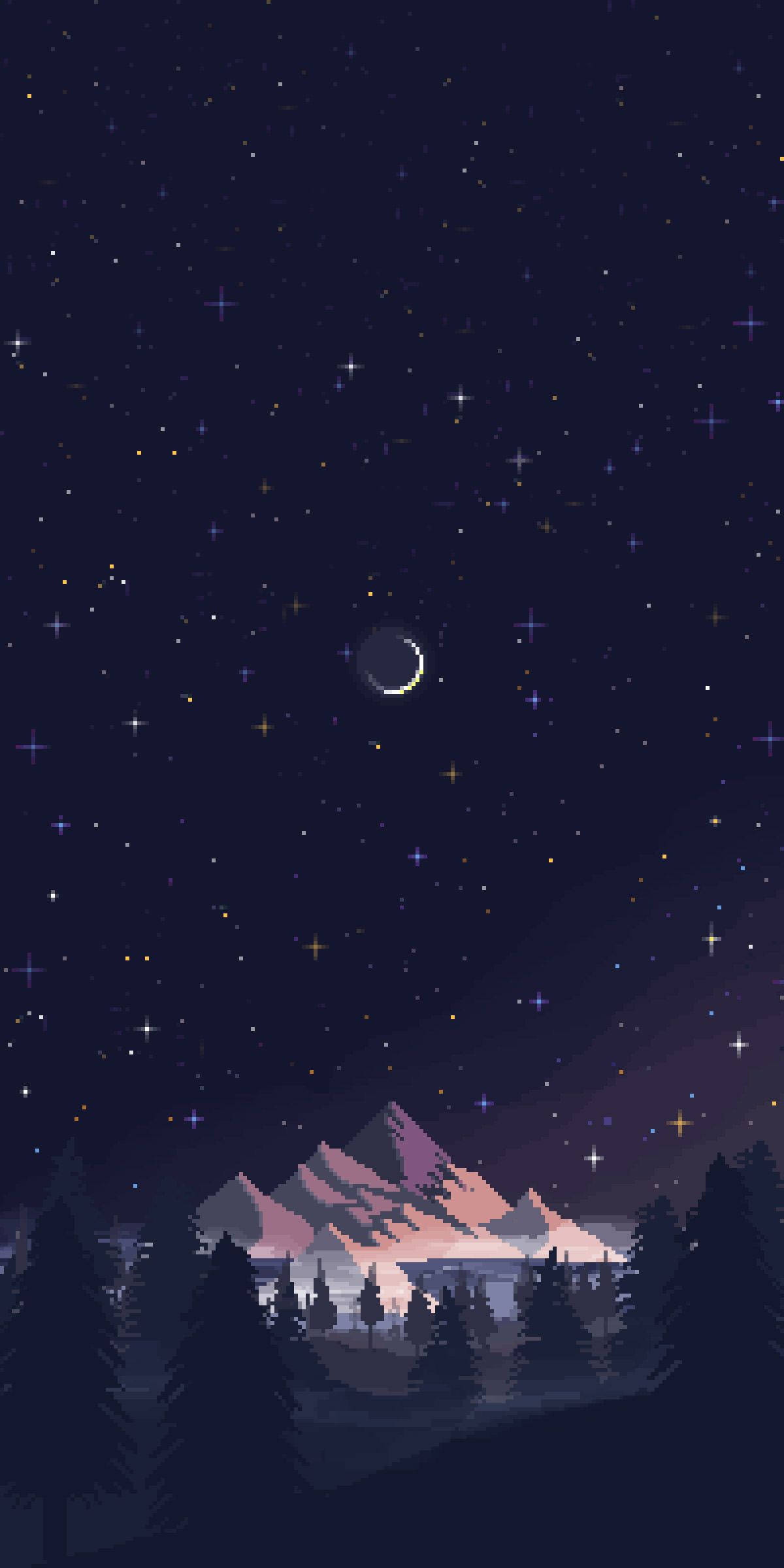 夜空 桌布 壁紙 — 一幅像素藝術夜景，新月和星星在積雪的山脈和深色松樹上方。