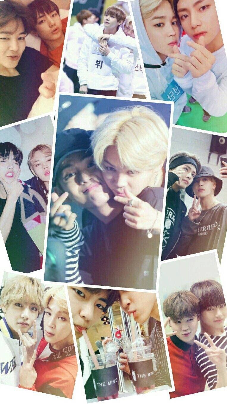 BTS 桌布 壁紙 — 一幅充滿活力的拼貼畫，展示年輕男性穿著休閒服裝，手持飲料並做出手勢，俏皮地擺姿勢的近距離自拍。