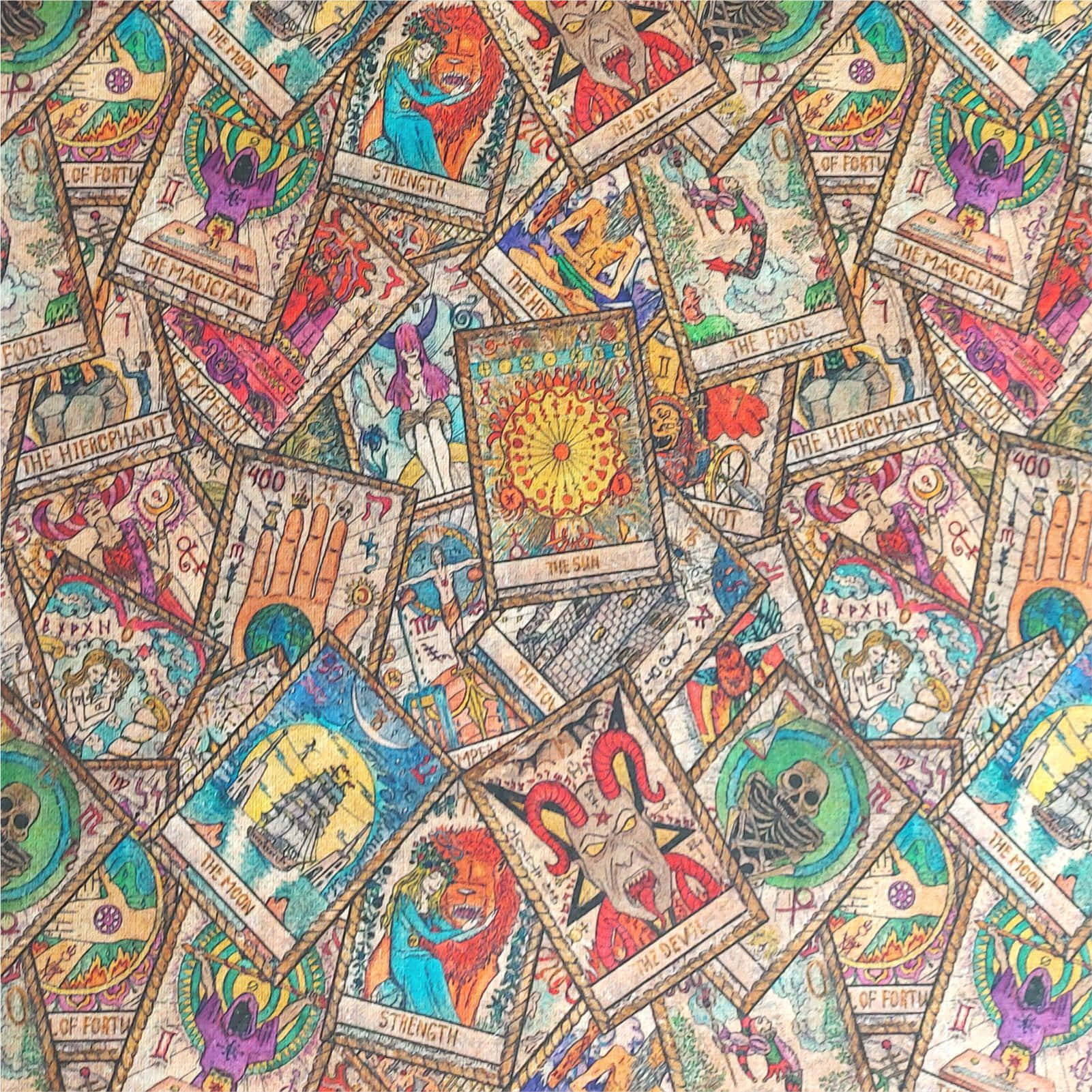 Tarot Card 桌布 壁紙 — 一幅充滿活力的拼貼畫，由手繪塔羅牌重疊而成，呈現混亂而色彩繽紛的圖案，帶有神秘符號和人物。