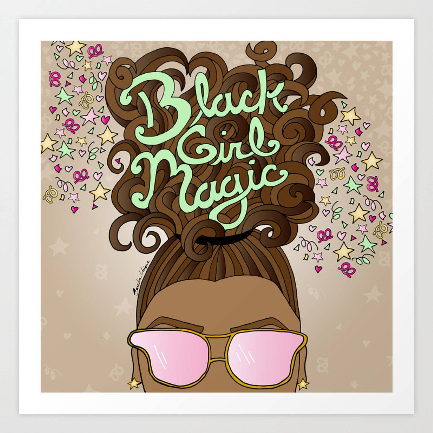 Black Girl 桌布 壁紙 — 一幅充滿活力的插圖，描繪一位黑人女孩，擁有捲曲頭髮和粉紅色太陽眼鏡，散發著「Black Girl Magic」，周圍環繞著色彩繽紛的星星和愛心。