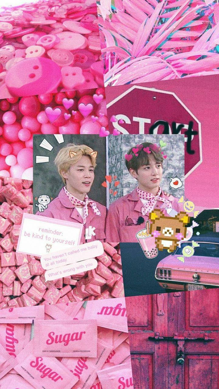 Jikook 桌布 壁紙 — 一幅充滿活力的粉紅色拼貼畫，兩名男子穿著相配的服裝，周圍環繞著糖果心、鈕扣和一輛復古汽車。