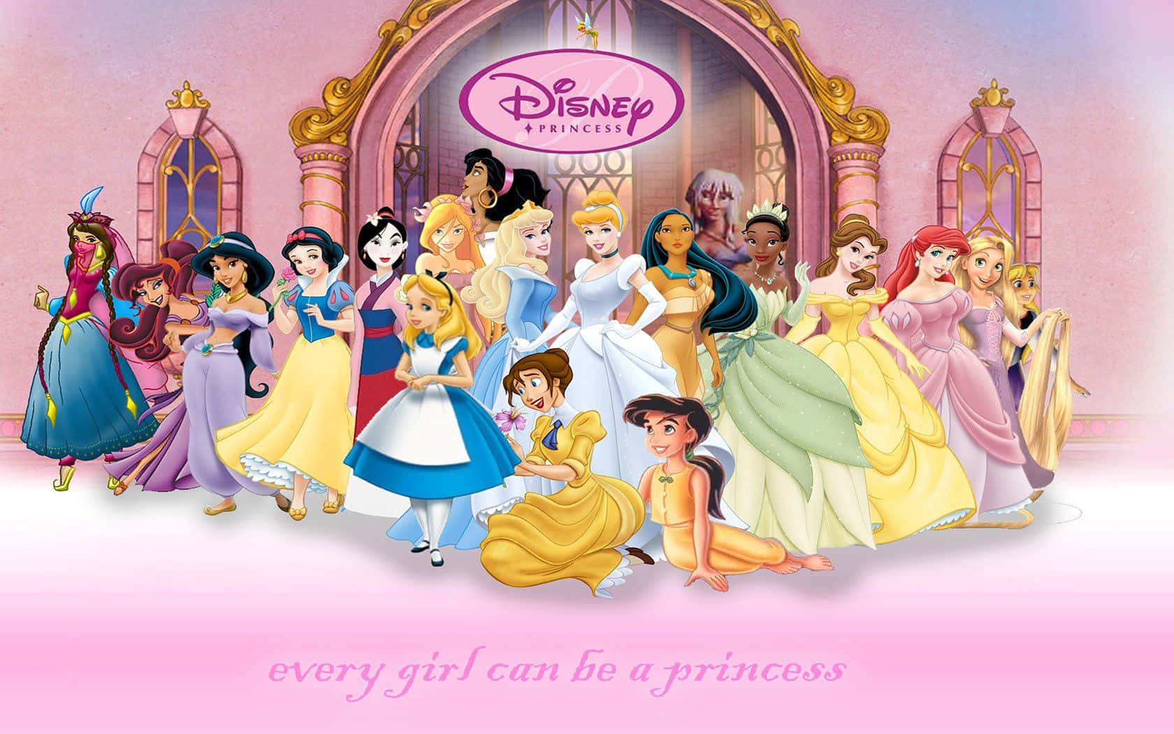 Disney Princesses 桌布 壁紙 — 一幅充滿活力的迪士尼公主群像，位於宏偉的粉紅色城堡大廳，飾有華麗拱門和金色點綴。