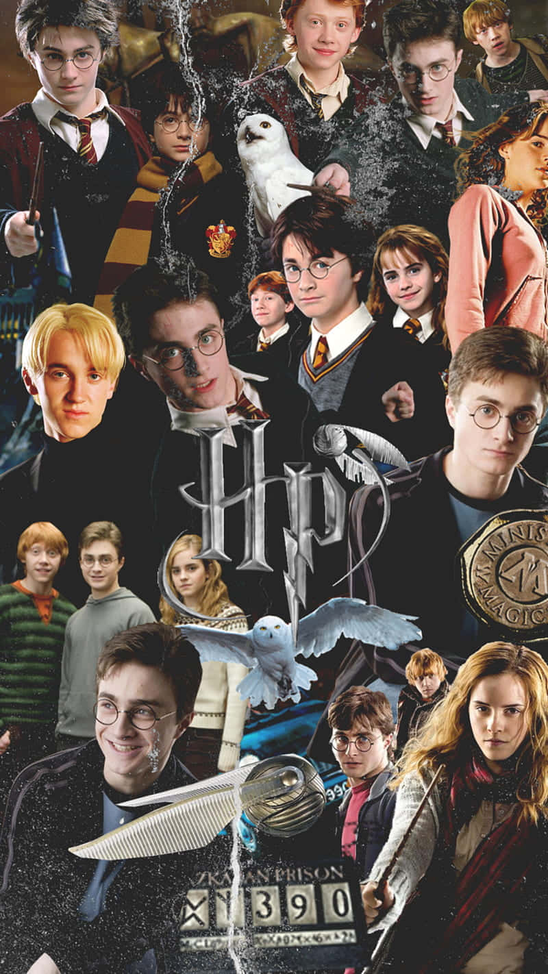 Harry Potter All Characters 桌布 壁紙 — 一幅動態拼貼畫，描繪哈利波特角色與貓頭鷹、魔杖等魔法元素衝破水花。