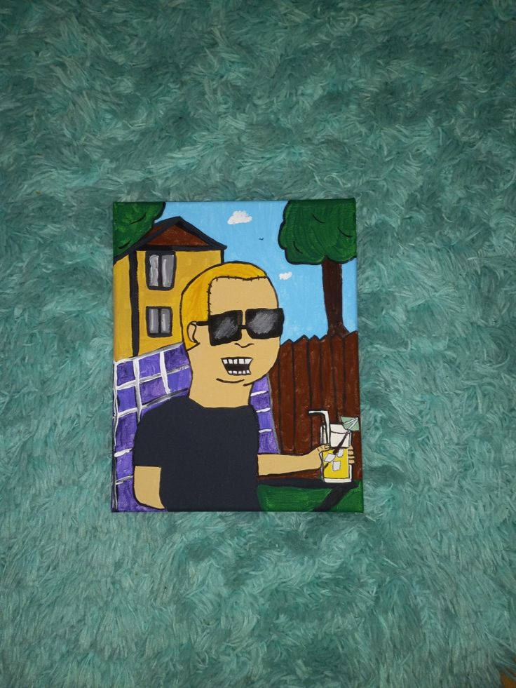 Bobby Hill 桌布 壁紙 — 一幅卡通畫，畫中一個金髮男子戴著太陽眼鏡，拿著飲料，坐在藍綠色絨毛表面上。