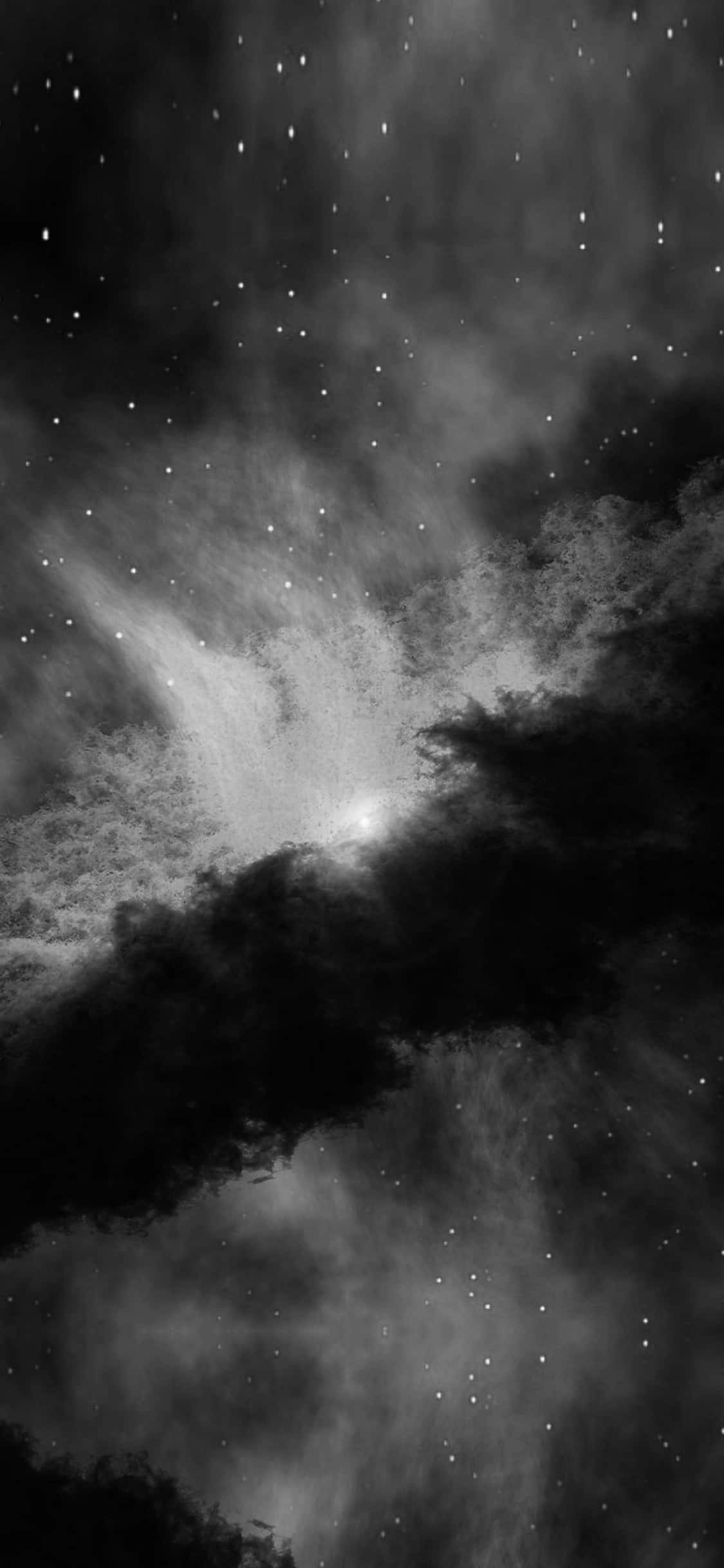 Black Stars iPhone 桌布 壁紙 — 一幅單色宇宙場景，星星穿透旋轉的星雲和黑暗的宇宙塵埃。