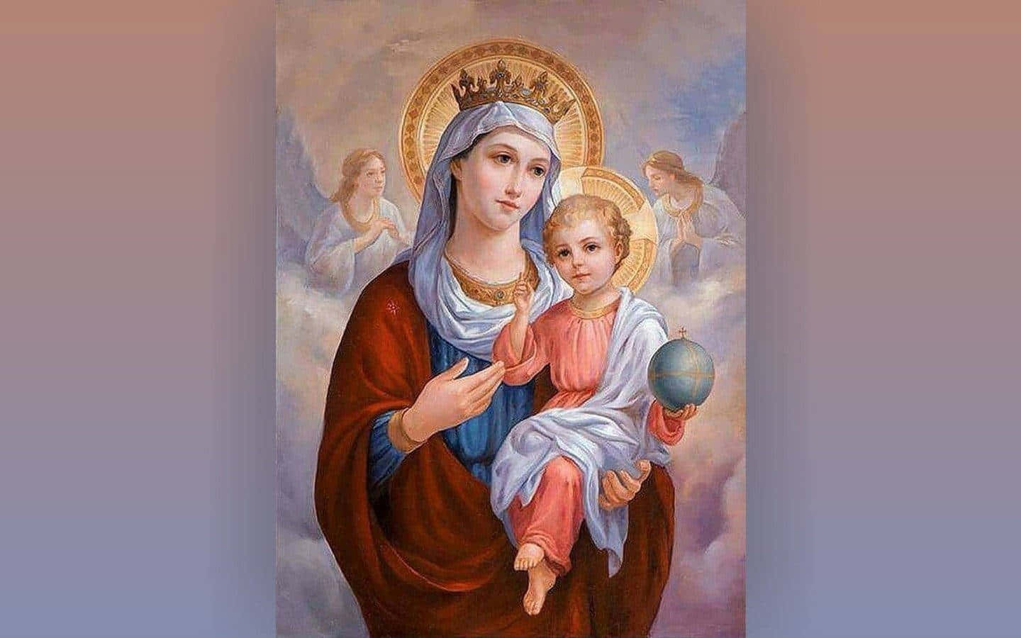 Religious Art 桌布 壁紙 — 一幅寧靜的宗教畫描繪聖母瑪利亞懷抱手持地球的聖嬰耶穌，周圍有天使在柔軟的雲朵中。