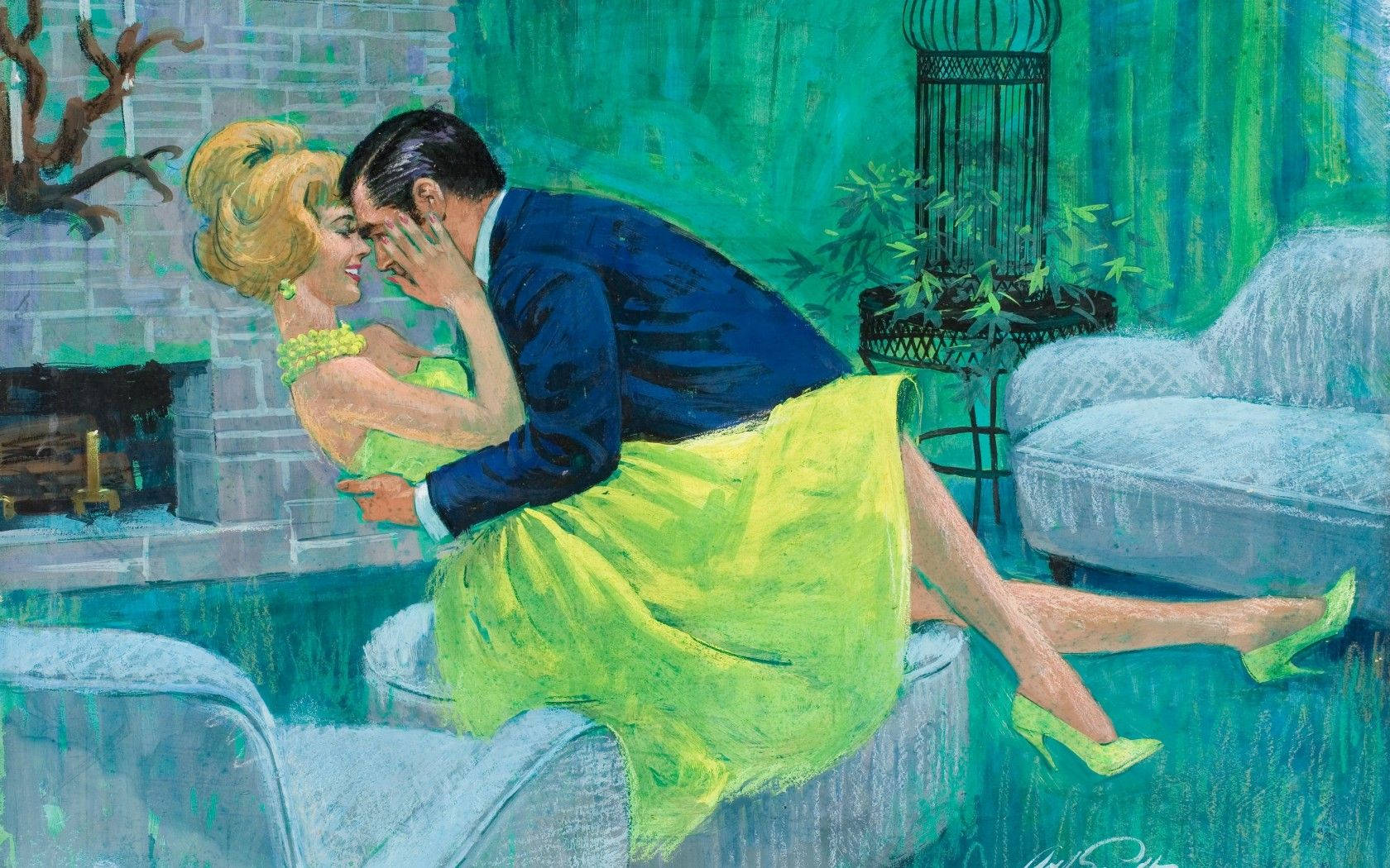 Love Story 桌布 壁紙 — 一幅復古插圖顯示，一名身穿藍色西裝的男子在壁爐附近的沙發上親吻一名身穿亮黃色連衣裙的金髮女子。