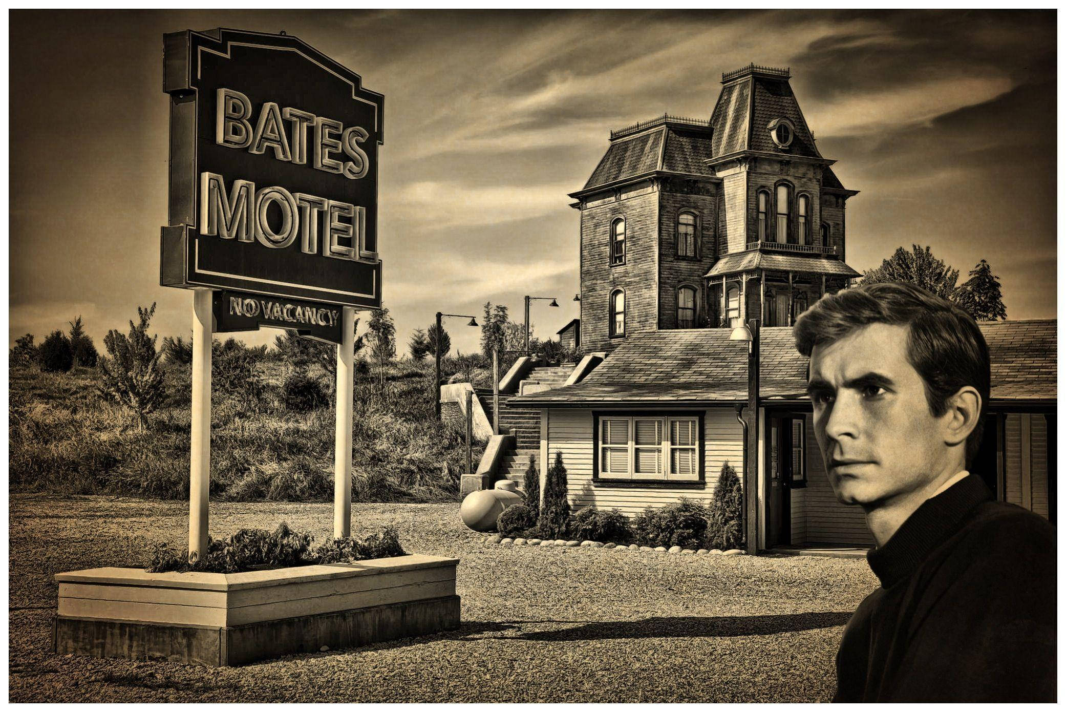 actor 桌布 壁紙 — 一幅懷舊棕色調的 Bates Motel 招牌圖片，前景有一座陰森的房子和一個男人。