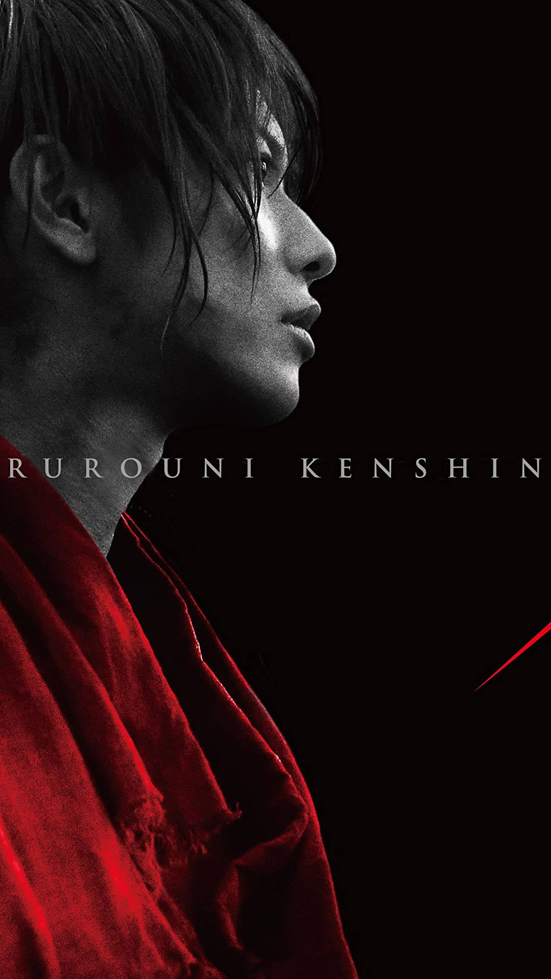 Kenshin 桌布 壁紙 — 一幅戲劇性的動畫肖像，描繪一個側面男人，濕髮，穿著鮮紅色長袍，背景為黑色。