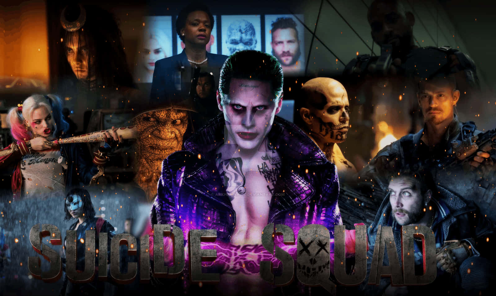 The Suicide Squad 桌布 壁紙 — 一幅戲劇性的自殺突擊隊角色拼貼畫，小丑居中，發光的紫色刺青，以及黑暗粗糙背景上的火花。