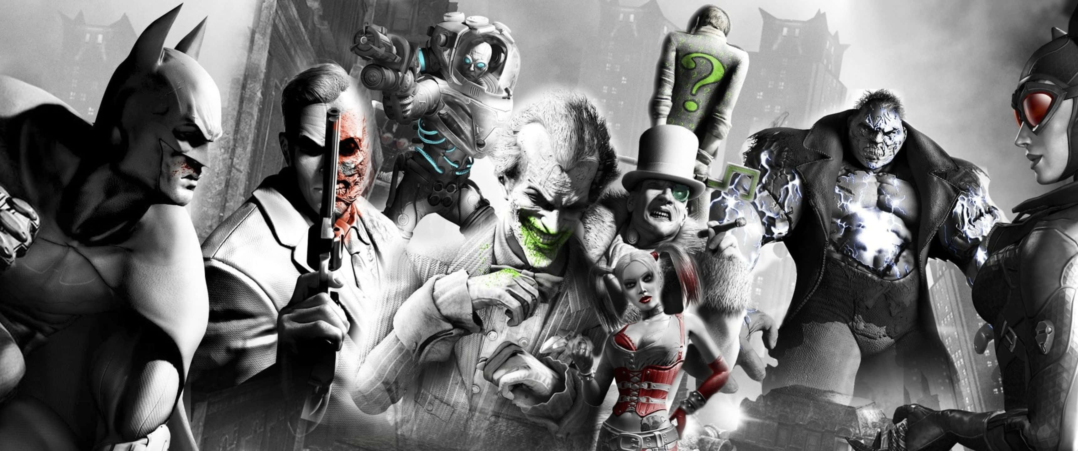 3440x1440p Batman Arkham City 桌布 壁紙 — 一幅戲劇性的黑白拼貼畫，描繪蝙蝠俠和他的反派畫廊，包括小丑、哈莉·奎茵和貝恩，在陰暗的高譚市場景中。