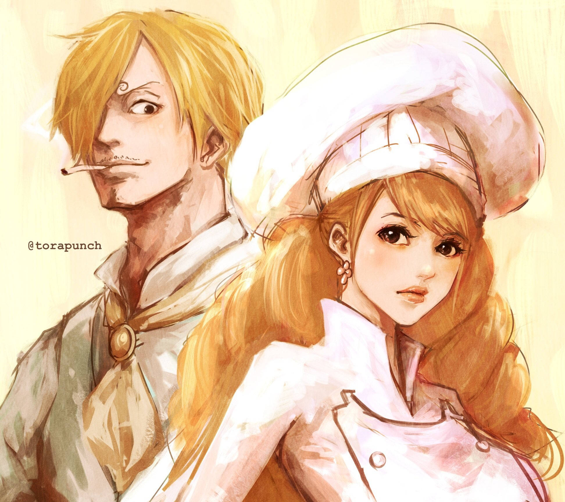 Sanji 桌布 壁紙 — 一幅暖色調的動漫插圖，描繪一位金髮男子叼著煙，以及一位戴高帽的女廚師向前看。