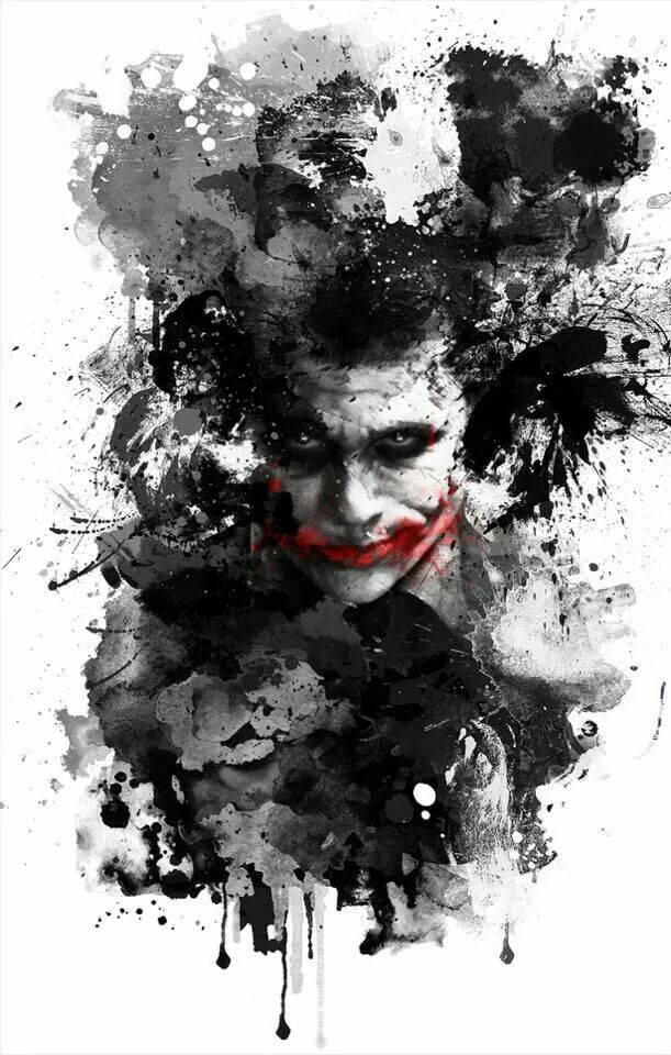 Black And White Joker 桌布 壁紙 — 一幅混亂的水彩畫小丑肖像，帶有塗抹的黑色和白色顏料，以及一個鮮紅色的笑容，背景是純白色。