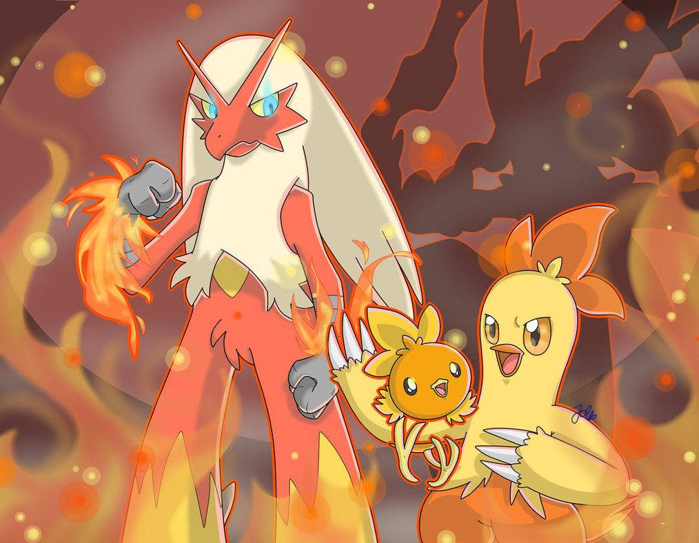 Blaziken 桌布 壁紙 — 一幅火熱動漫風格插圖，描繪三隻寶可夢站在發光的橙色和紅色背景前。