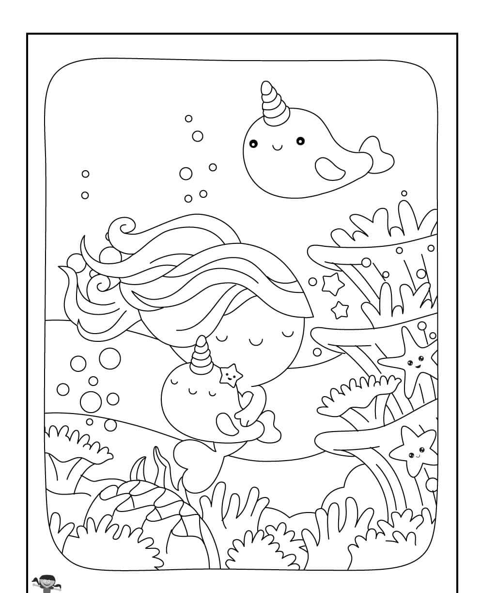 Mermaid Coloring 桌布 壁紙 — 一幅異想天開的黑白線條畫，描繪一位微笑的美人魚，長髮飄逸，懷抱小獨角鯨，周圍環繞著珊瑚和海星，置身水下。
