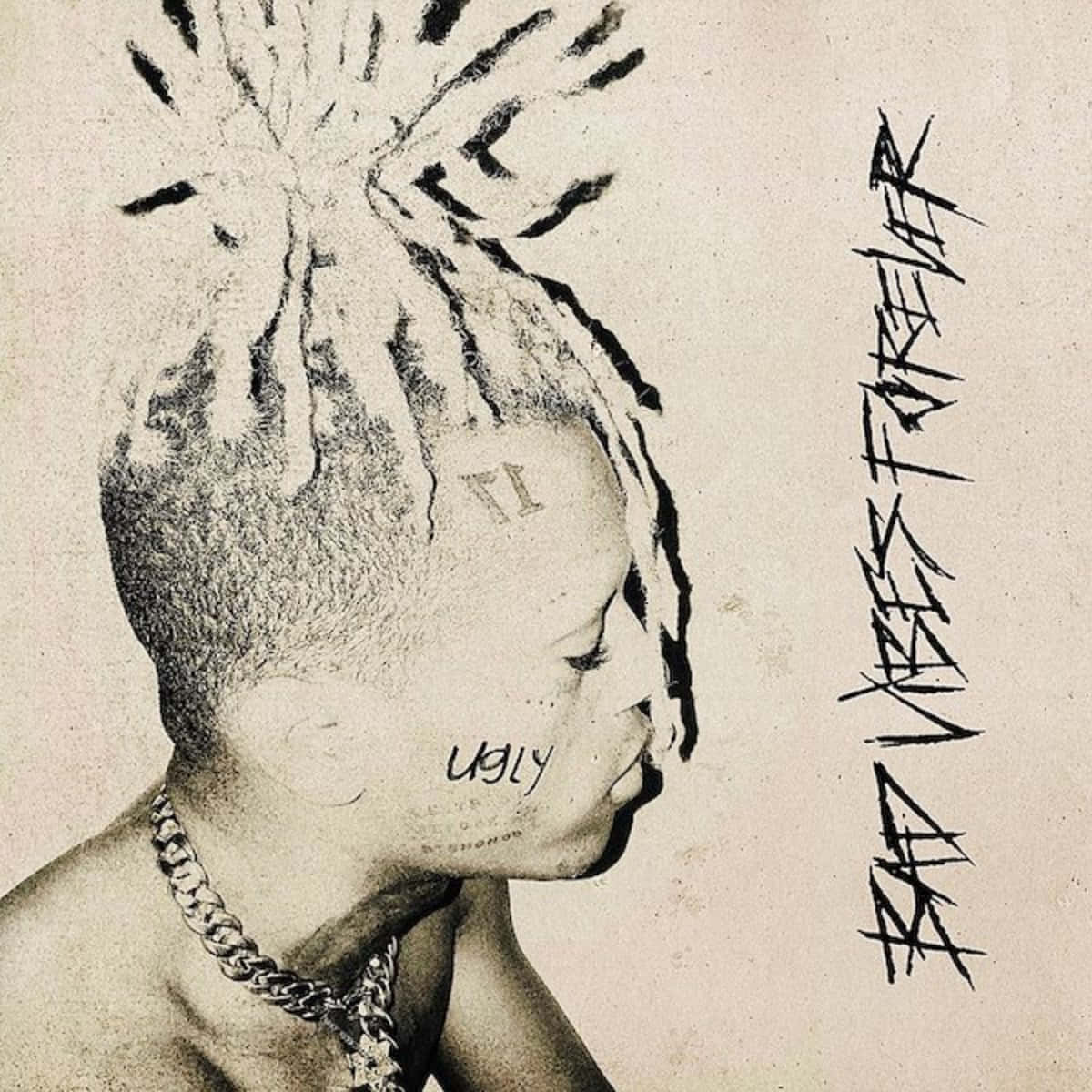 XXXTENTACION 桌布 壁紙 — 一幅粗糙的黑白插圖，描繪一個側面人物，有辮子和紋身，上面寫著醜陋和11。