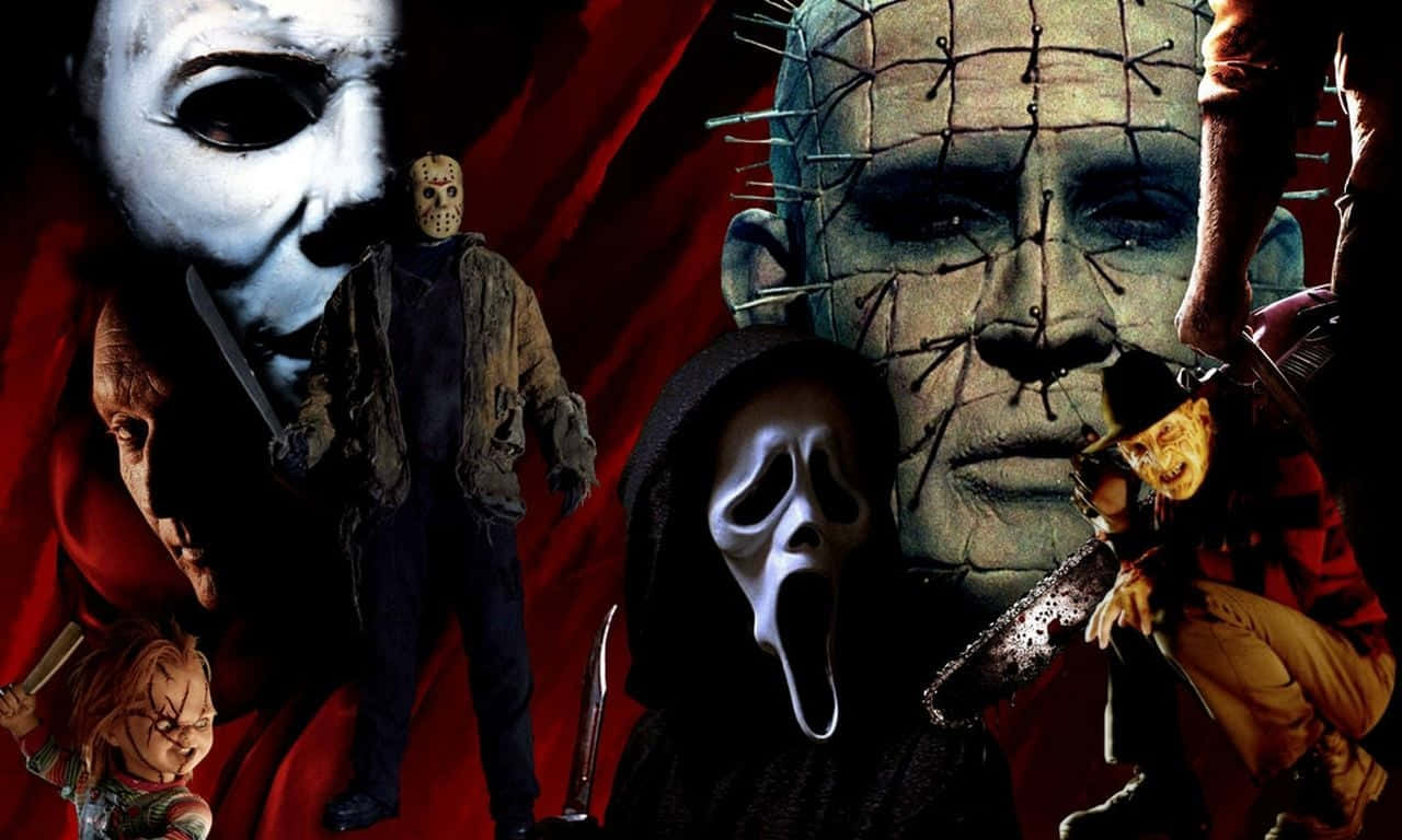 Monster Movies 桌布 壁紙 — 一幅經典恐怖電影反派角色的拼貼畫，包括麥可·邁爾斯、傑森·沃爾希斯、釘頭、鬼面、恰吉和佛萊迪·克魯格，背景為深紅色。