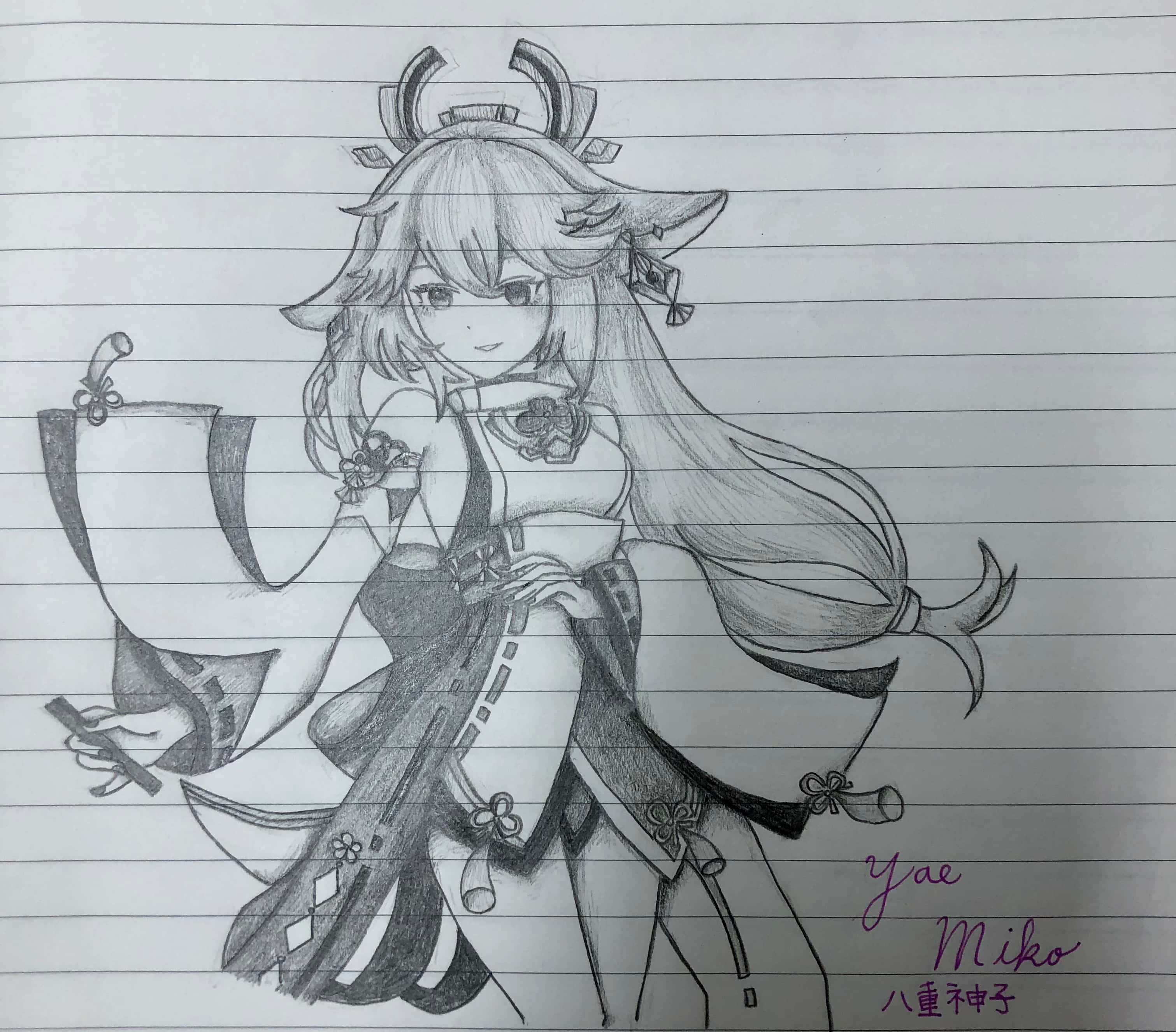 Drawing 桌布 壁紙 — 一幅詳細的鉛筆素描，描繪了《原神》中的八重神子，畫在帶橫線的筆記本紙上，帶有她標誌性的狐狸耳朵和傳統服飾。