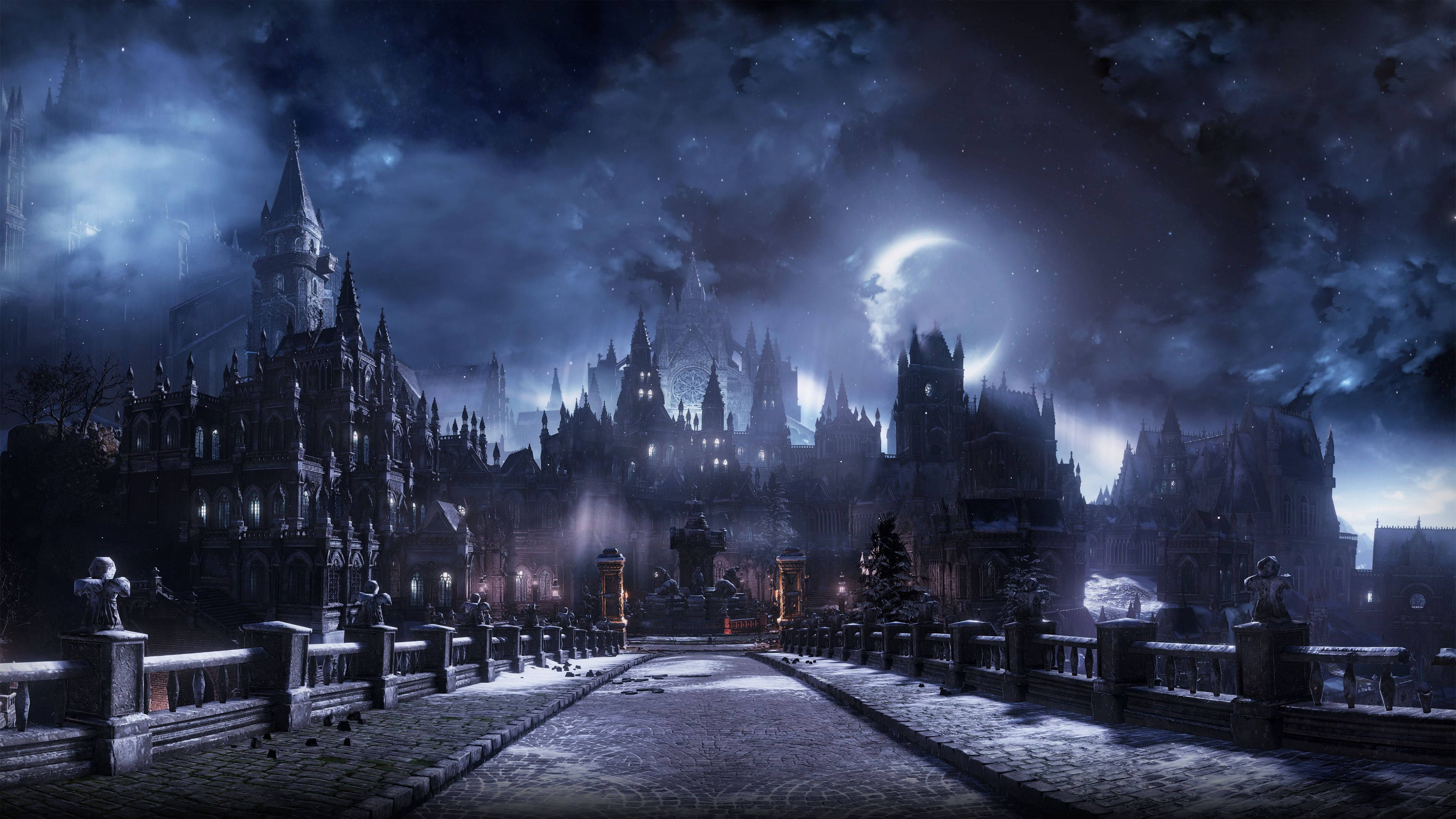 Dark Souls 3 桌布 壁紙 — 一座哥德式城堡在彎月下聳立，薄霧在鵝卵石橋上盤旋，構成令人難忘的夜景。