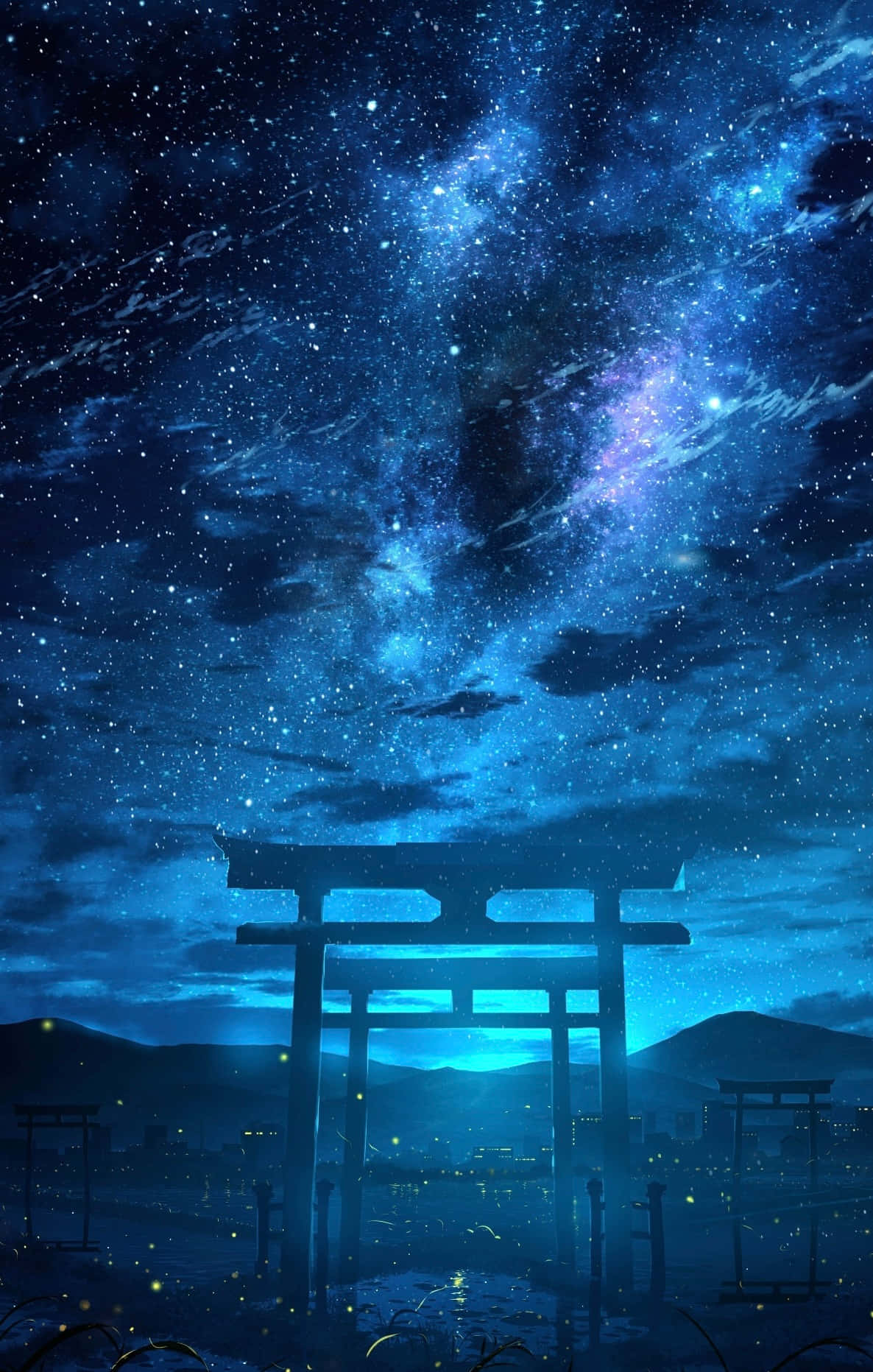 Starry 桌布 壁紙 — 一座宏偉的藍色鳥居矗立在滿佈星雲和螢火蟲的星空下。