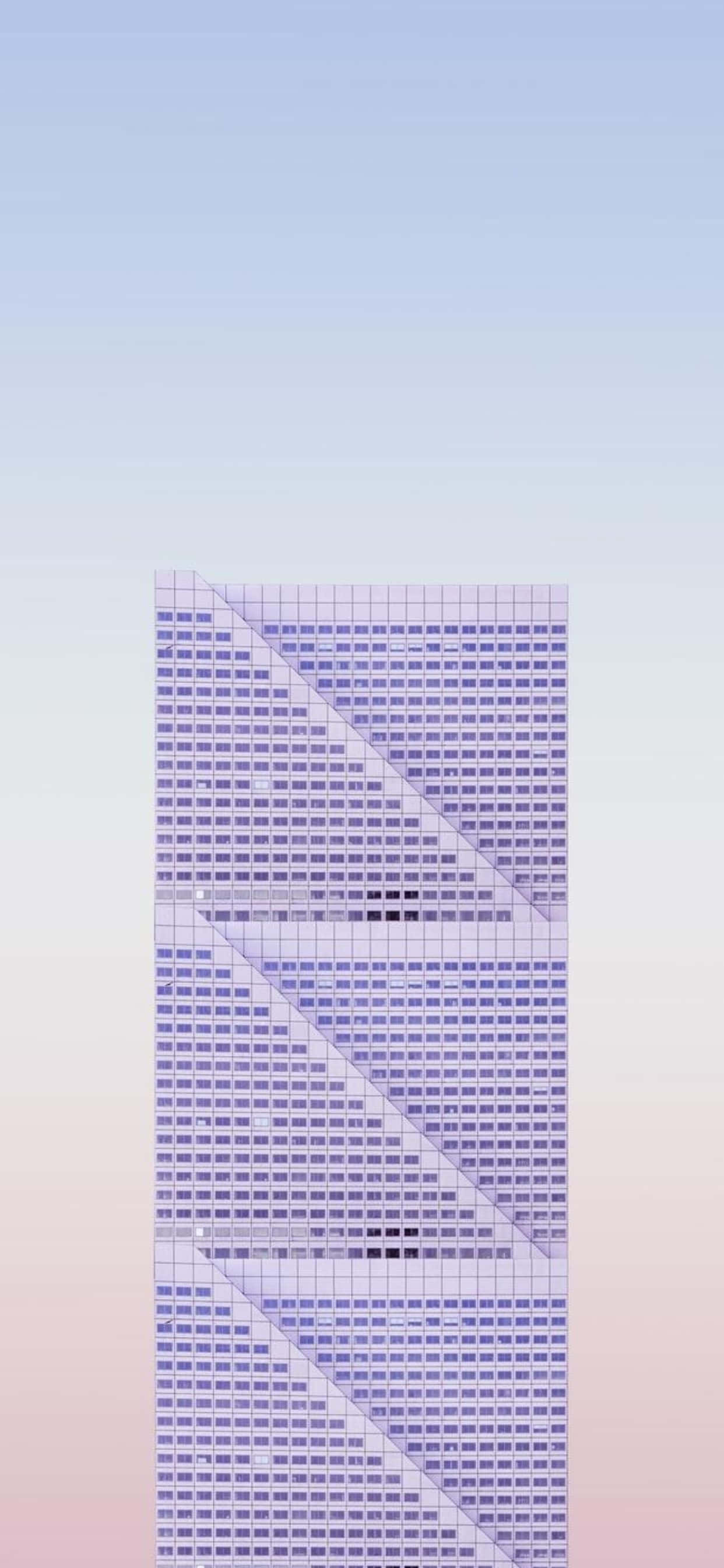 一座有樓梯和藍色天空的建築 壁紙