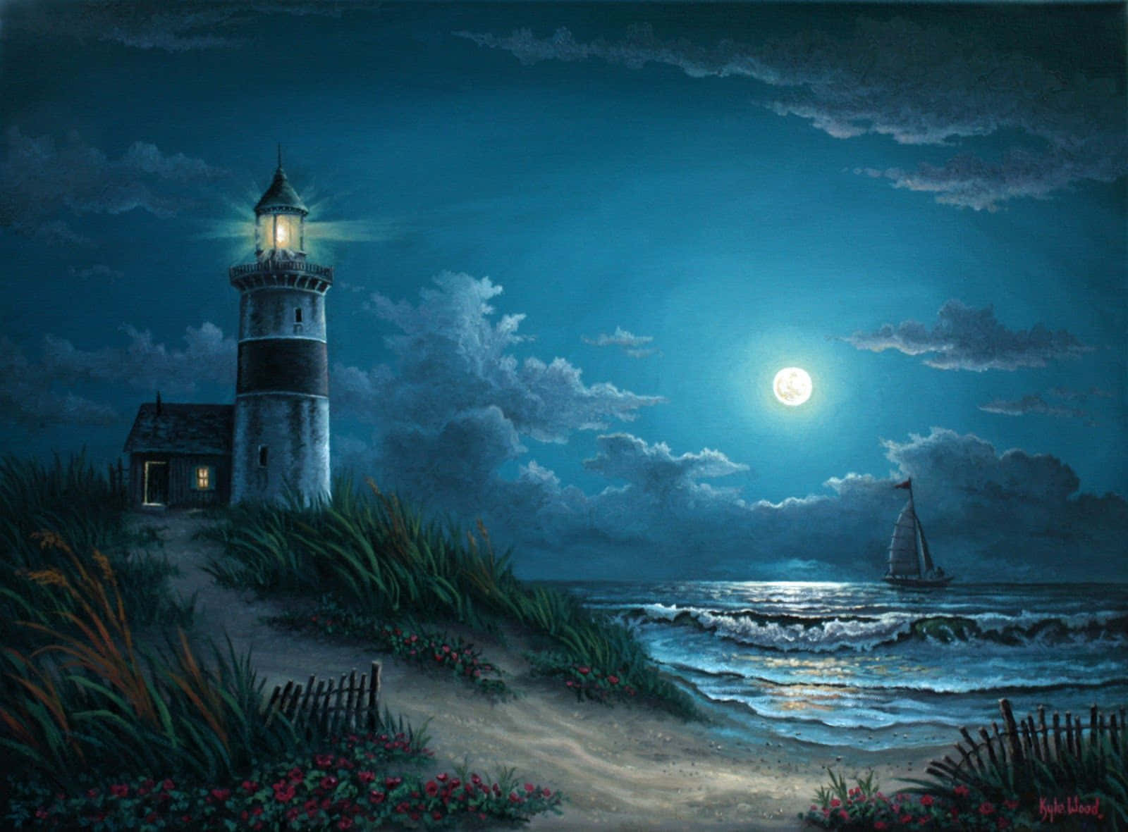 Lighthouse 桌布 壁紙 — 一座發光的燈塔矗立在月光照耀的海岸懸崖上，下方波濤洶湧，一艘帆船在滿月下漂流。