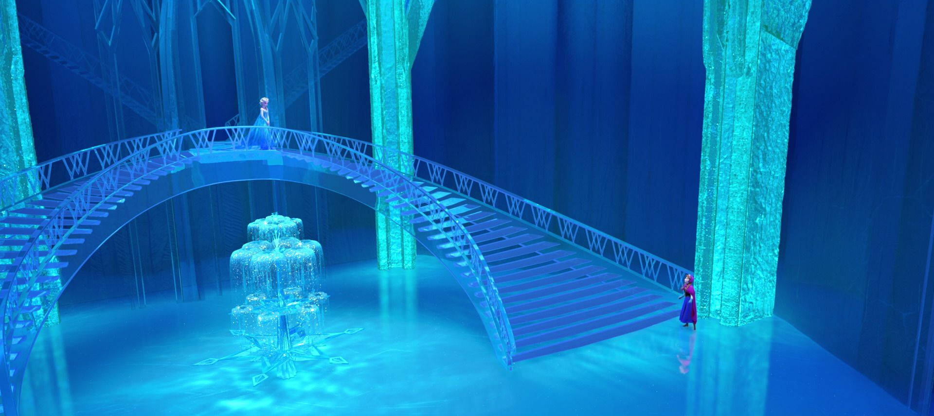 Frozen Castle 桌布 壁紙 — 一座神奇的冰宮殿，擁有發光的藍色建築，兩個角色站在彎曲的橋上，橋下是結冰的噴泉。