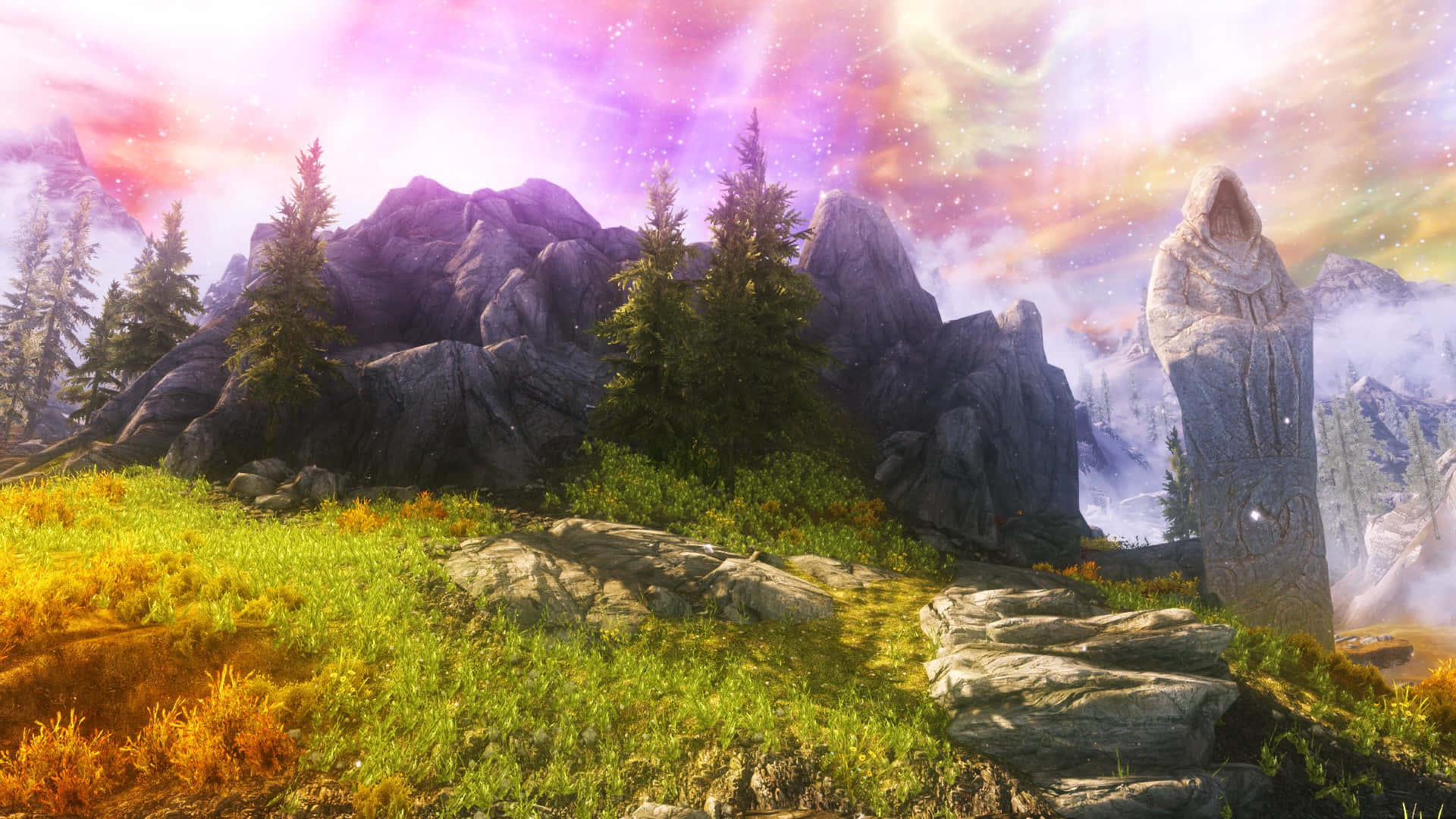Sovngarde 桌布 壁紙 — 一座神秘的石像矗立在充滿活力的草地上，旁邊是岩石山脈，天空閃耀著紫色和粉紅色的光芒。