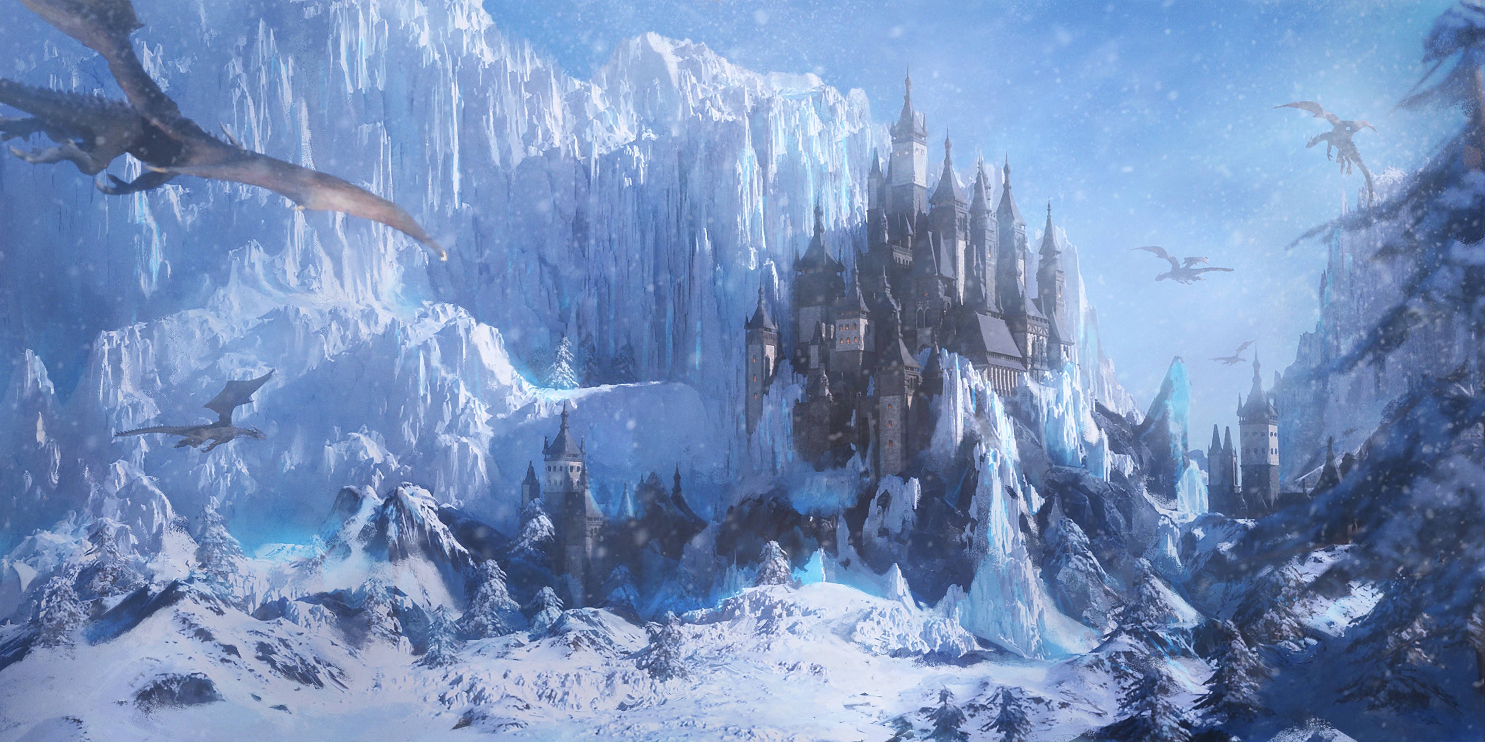 冰雪城堡 桌布 壁紙 — 一座雄偉的冰城堡坐落在冰凍的懸崖上，巨龍在白雪皚皚的冬日天空中翱翔。