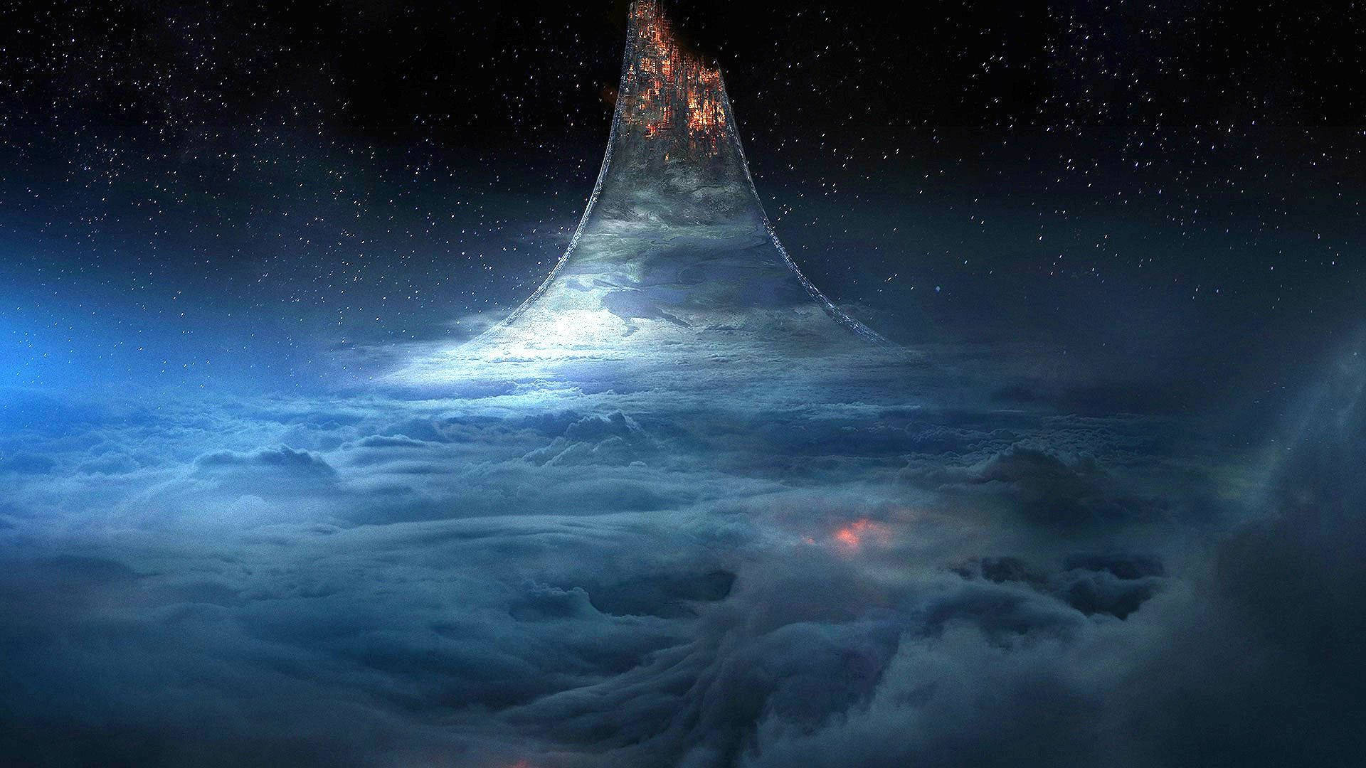光環 桌布 壁紙 — 一座高聳的宇宙山峰刺穿繁星點點的夜空，上方是旋轉的藍色雲朵，帶有發光的橙色山頂。