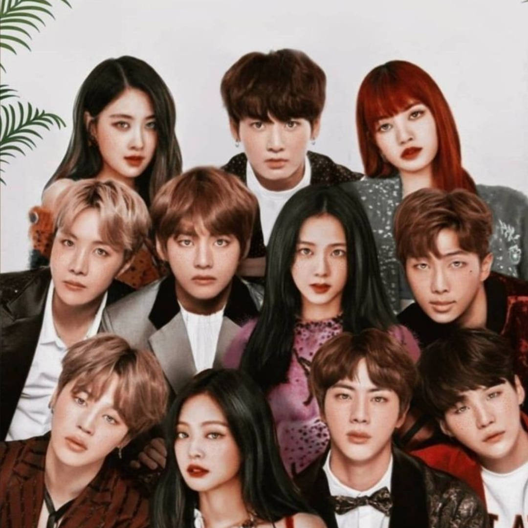 BTS 和 BLACKPINK 桌布 壁紙 — 一張充滿活力的群體肖像，九位時尚的K-pop偶像在極簡白色背景上緊密擺姿勢，並以一片綠色棕櫚葉作為點綴。
