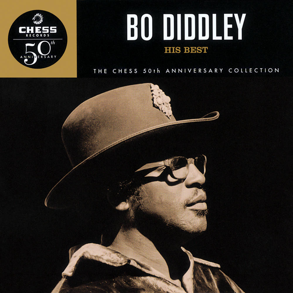 Album Cover 桌布 壁紙 — 一張復古棕褐色調的Bo Diddley肖像，戴著軟呢帽和眼鏡，在黑色背景上仰望，帶有專輯文字。