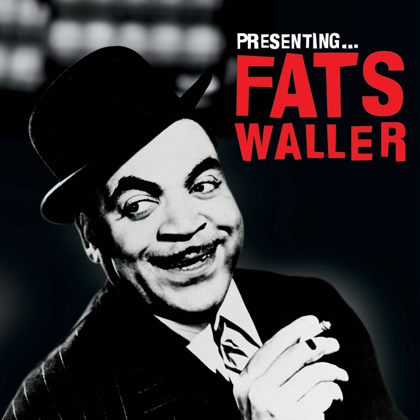 音樂 桌布 壁紙 — 一張復古黑白肖像，爵士鋼琴家Fats Waller微笑著手持香菸，並以粗體紅色文字標示他的名字。
