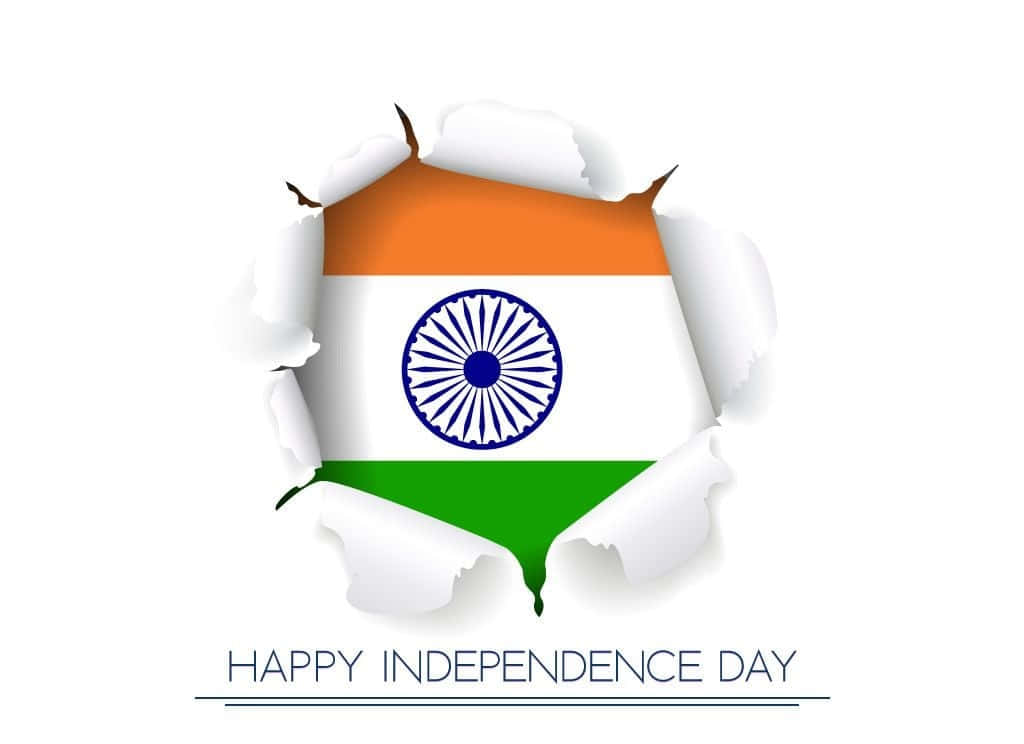 Independence Day 桌布 壁紙 — 一張撕破的白紙露出印度國旗，有橙色、白色和綠色條紋以及藍色的阿育王法輪。